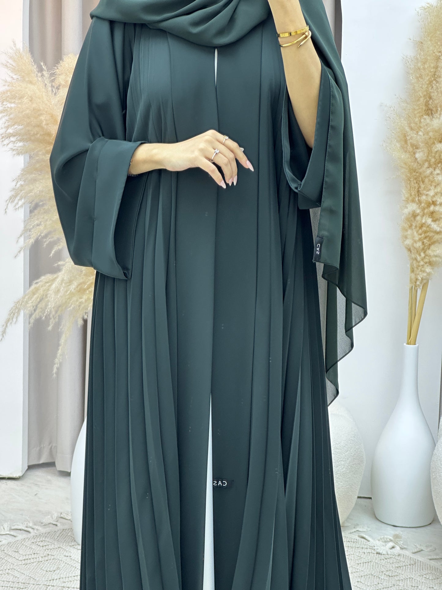 C Plain Green Pleated Abaya Set