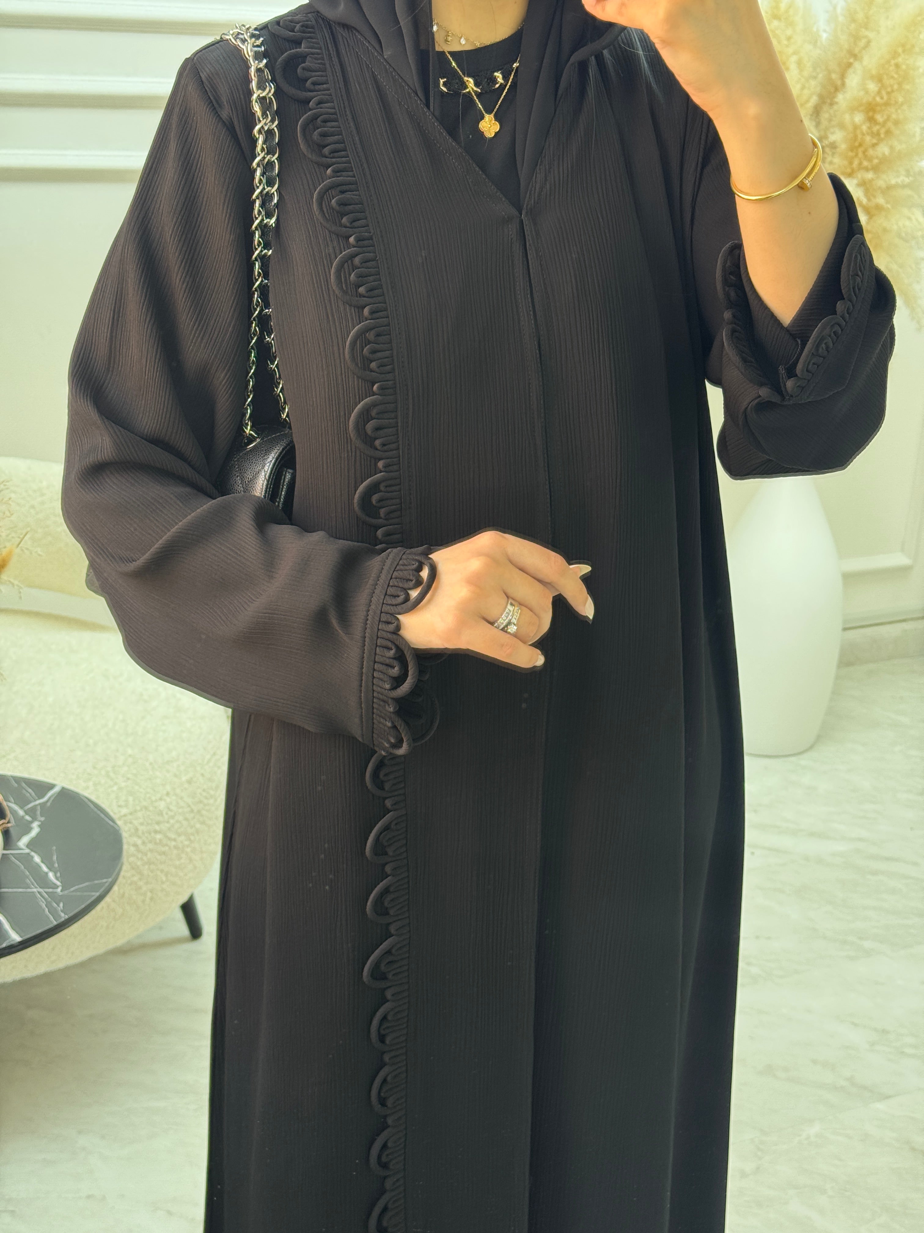 C 1058 Black Abaya