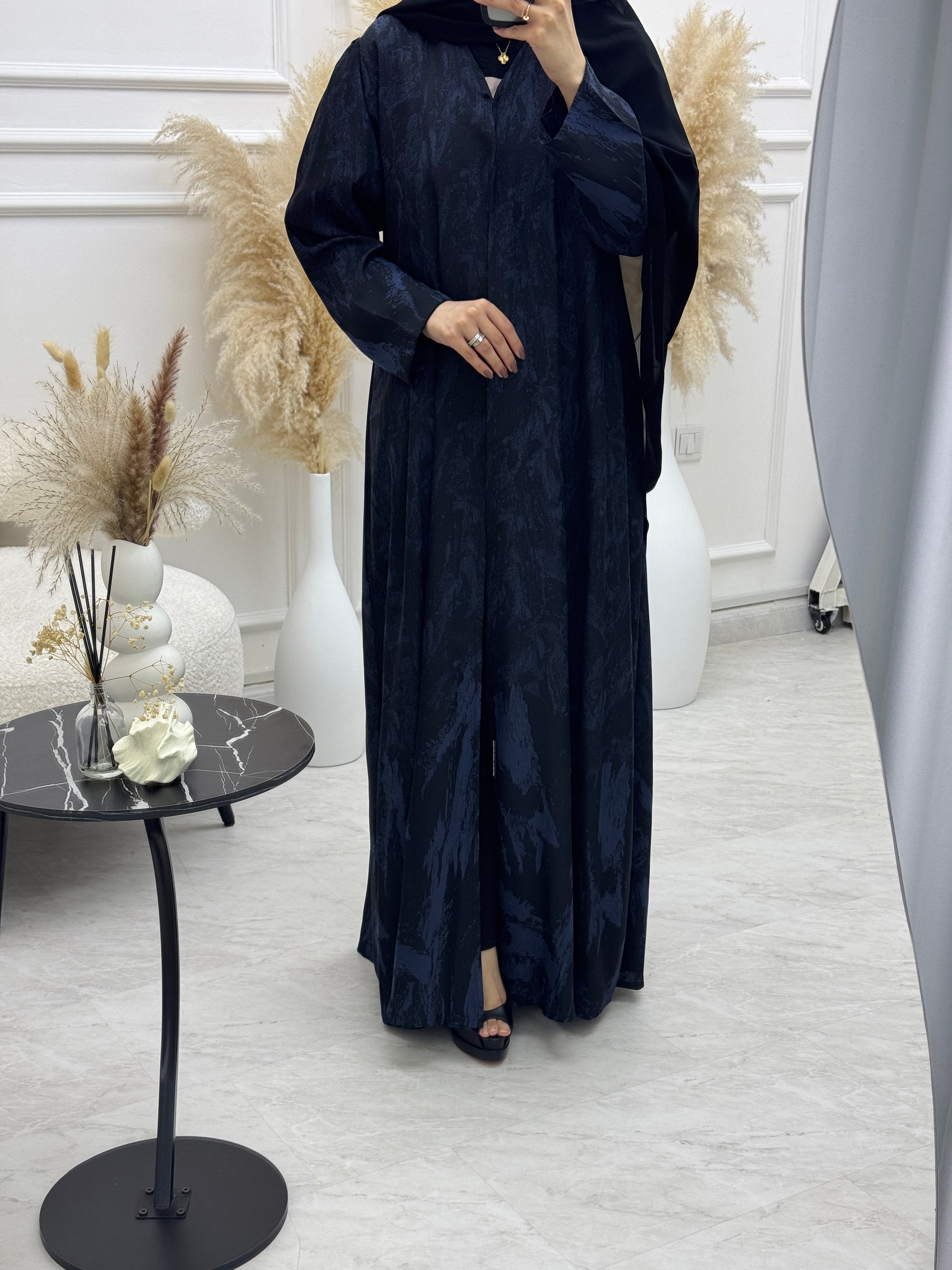 C 1089-01 عباية زرقاء مطبوعة