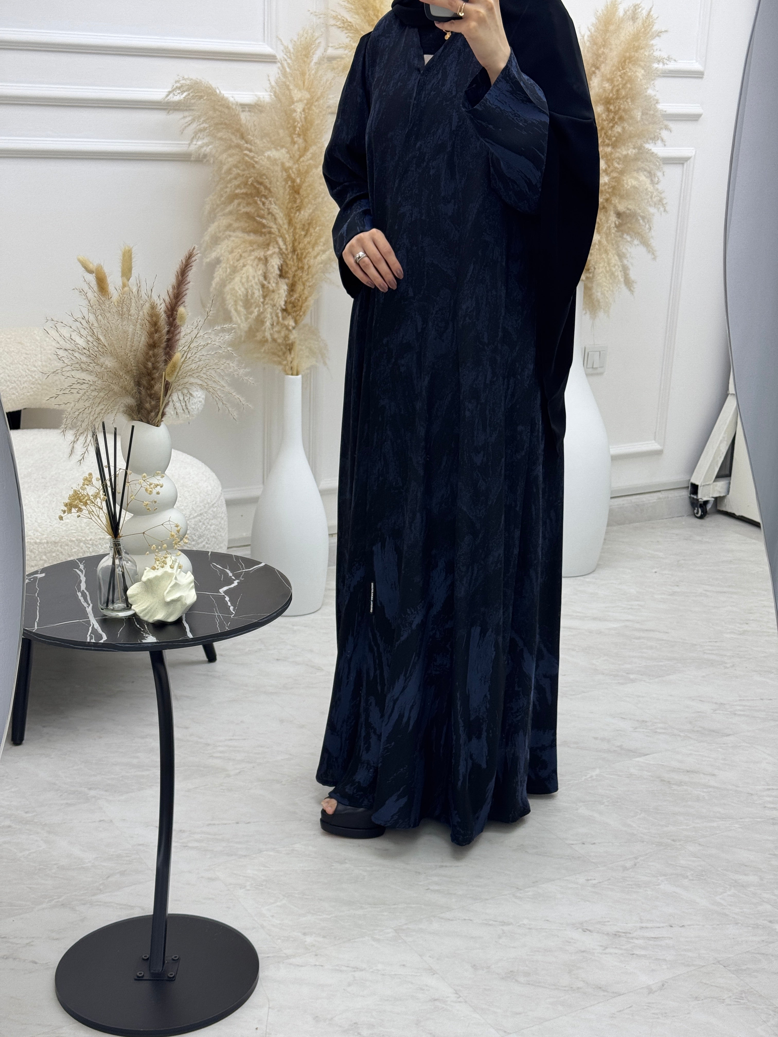 C 1089-01 عباية زرقاء مطبوعة