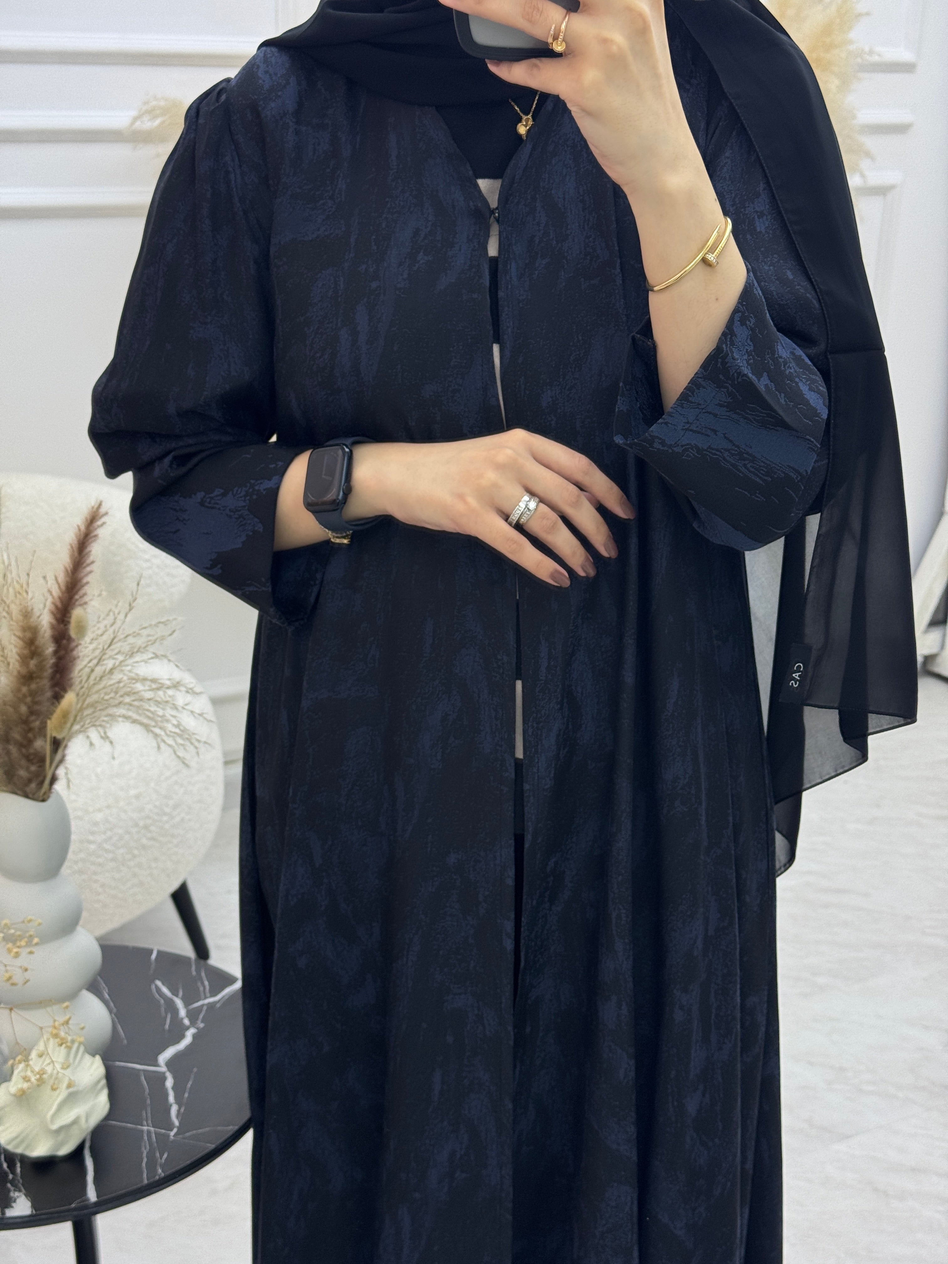 C 1089-01 عباية زرقاء مطبوعة