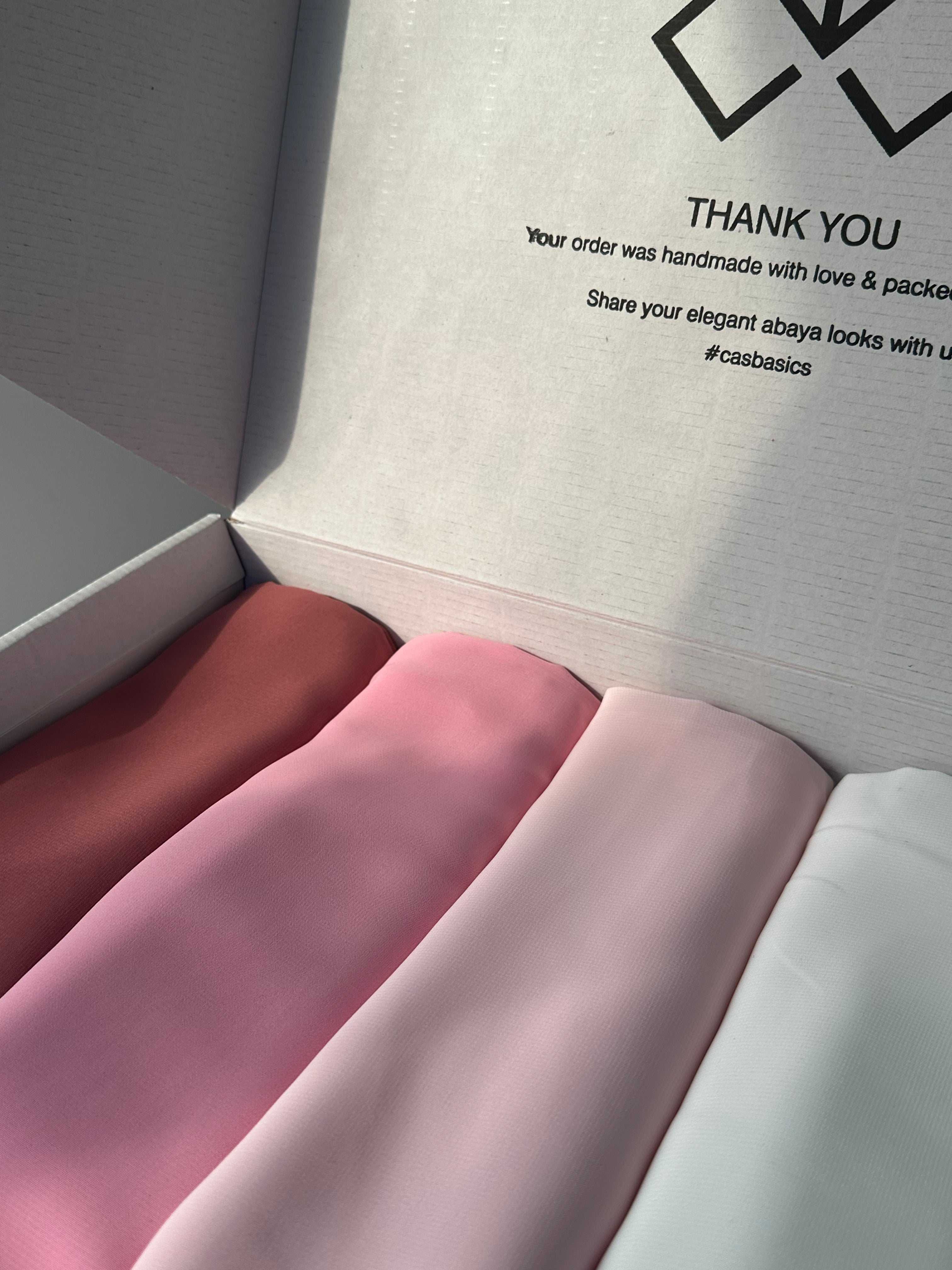 C Pink Sheila Box 02