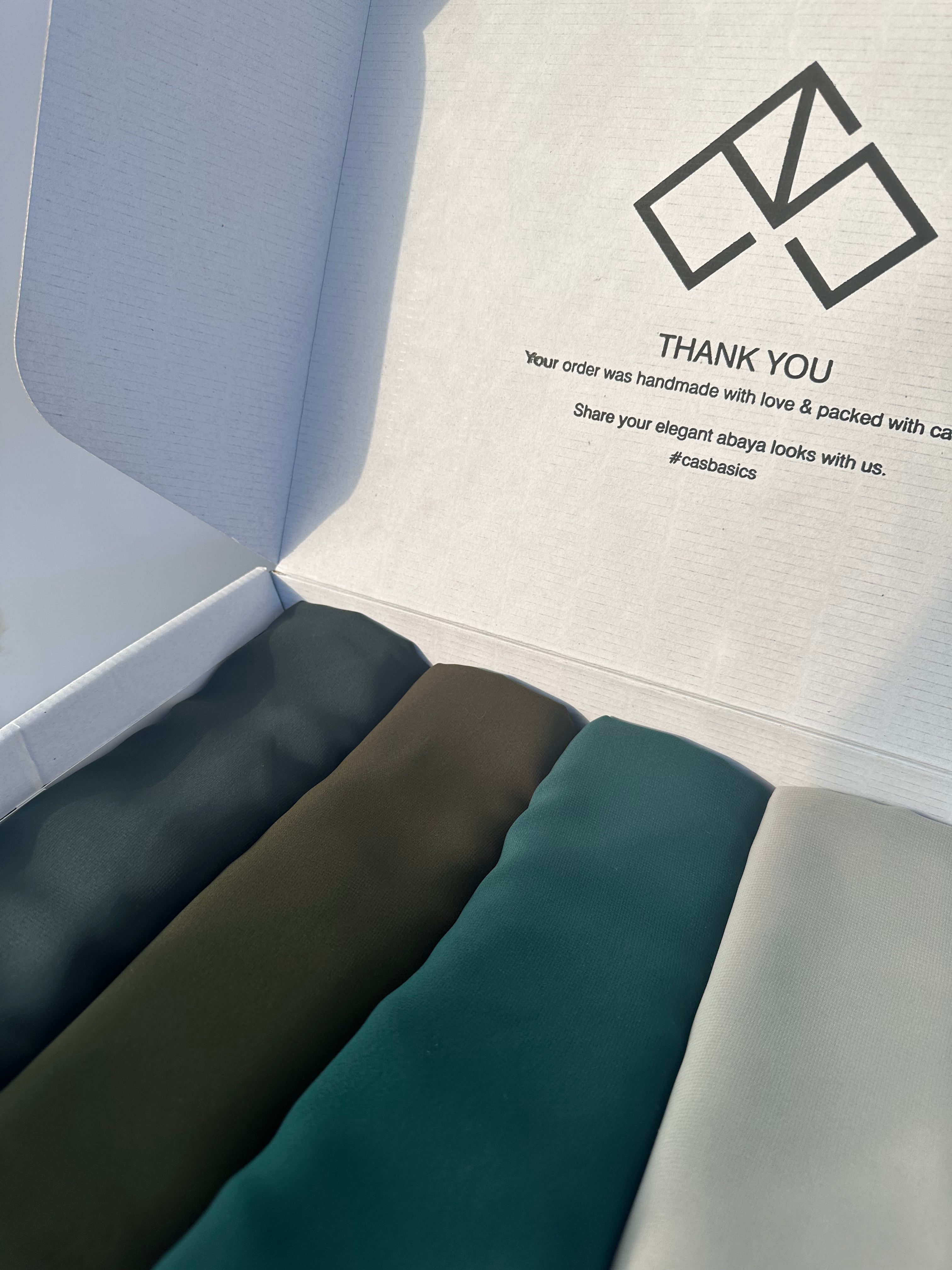 C Dark Green Sheila Box