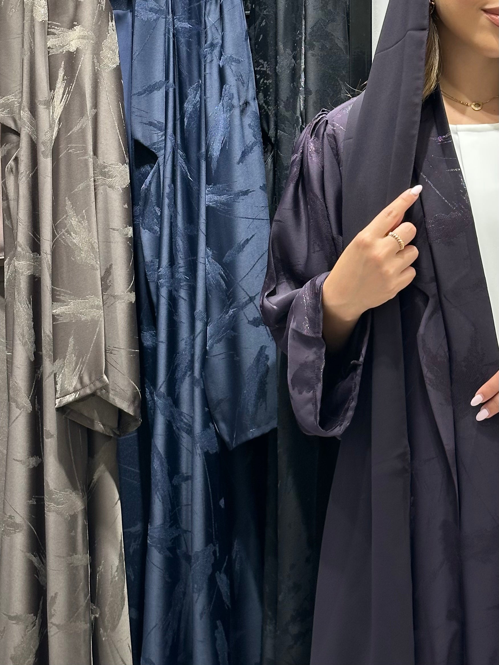 C 1449-01 Purple Printed Abaya