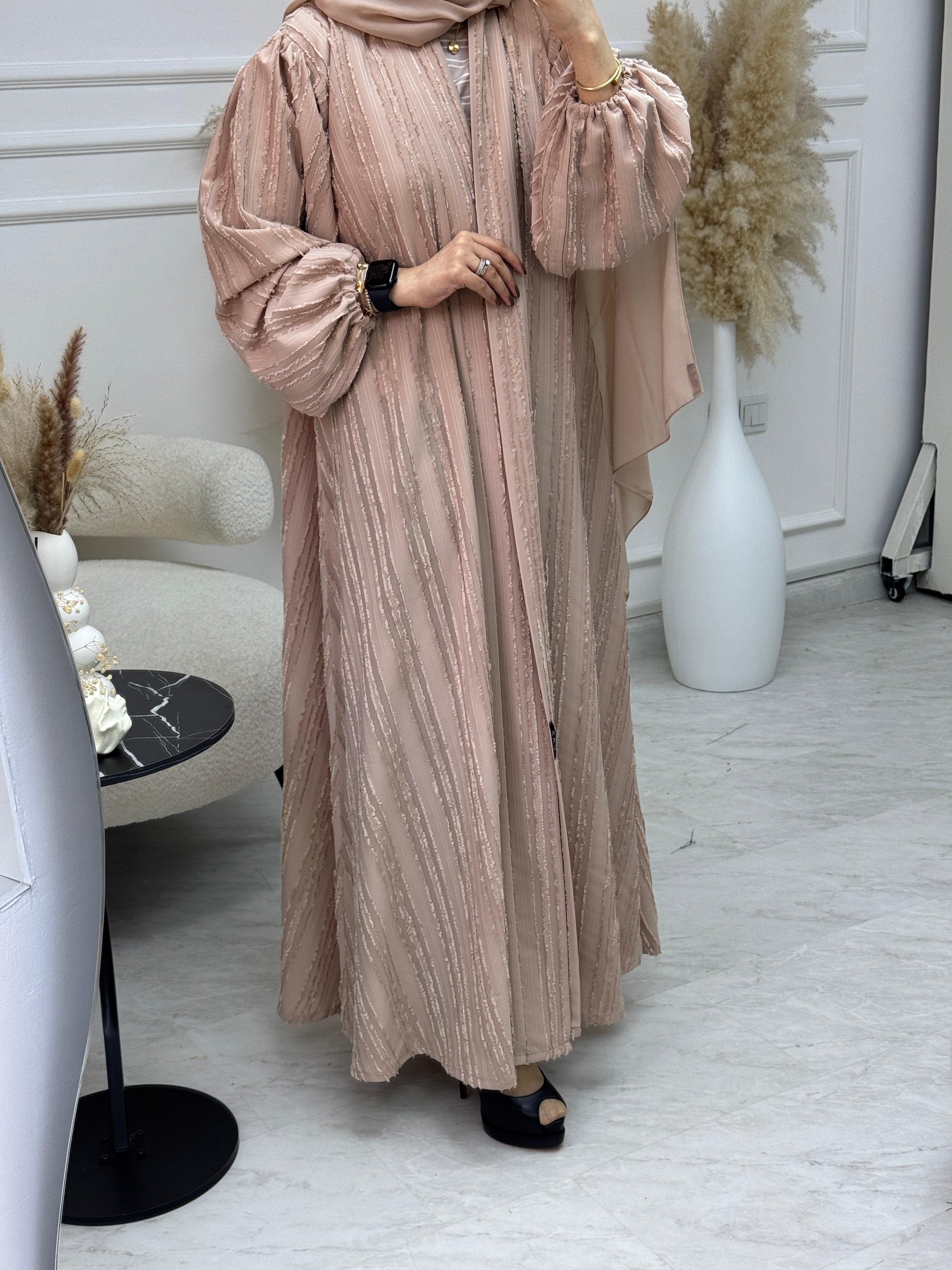 عباية بيج رقم 1091-01