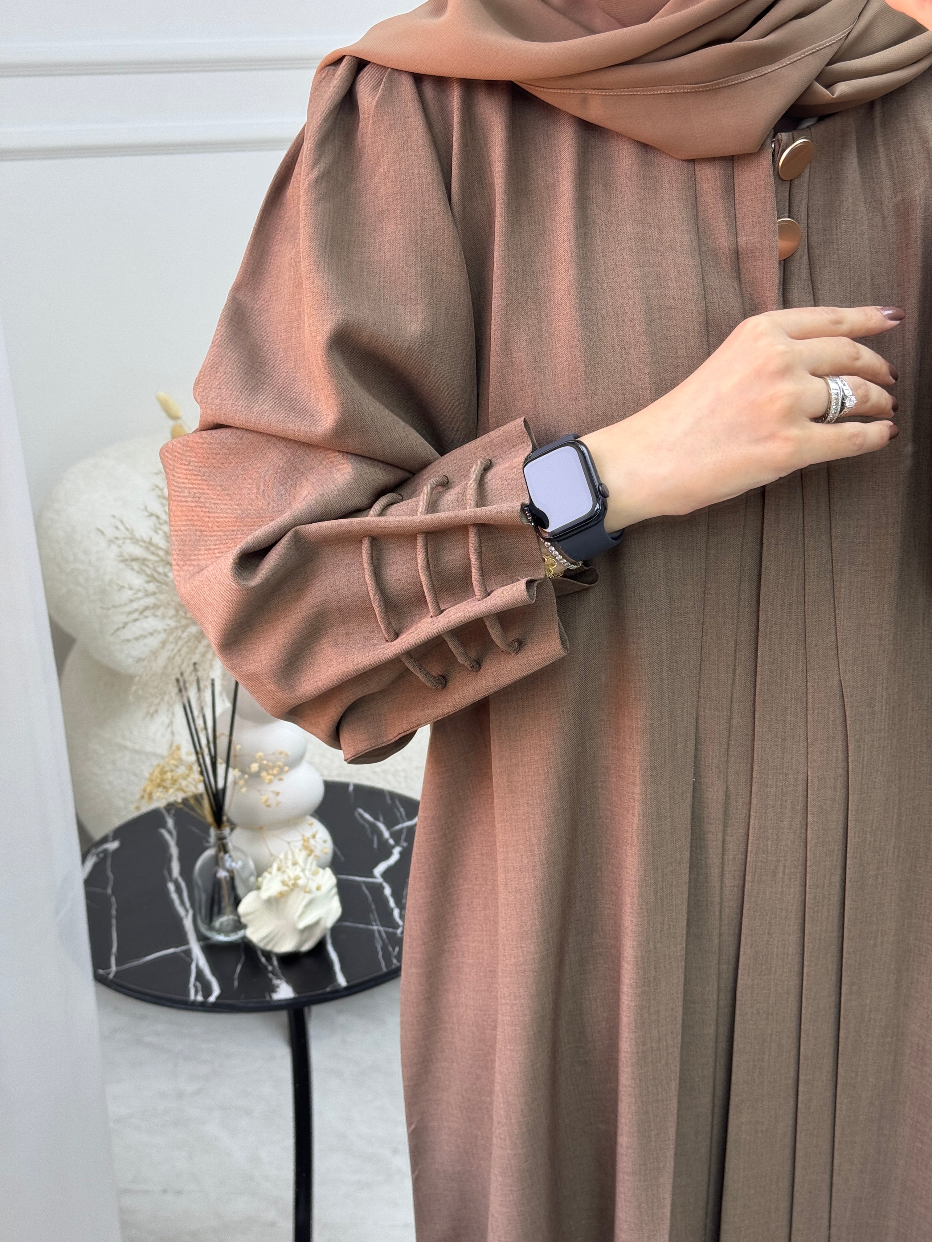 عباية بنية رقم 1029