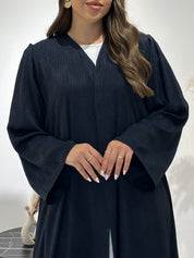 عباية مطبوعة بنقشة زنبق أسود C 1254