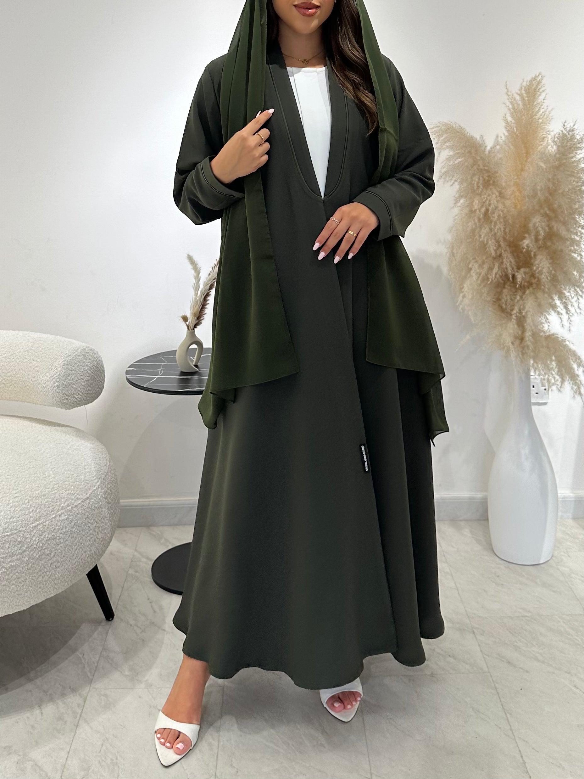 C 1440 Hunter Green Abaya