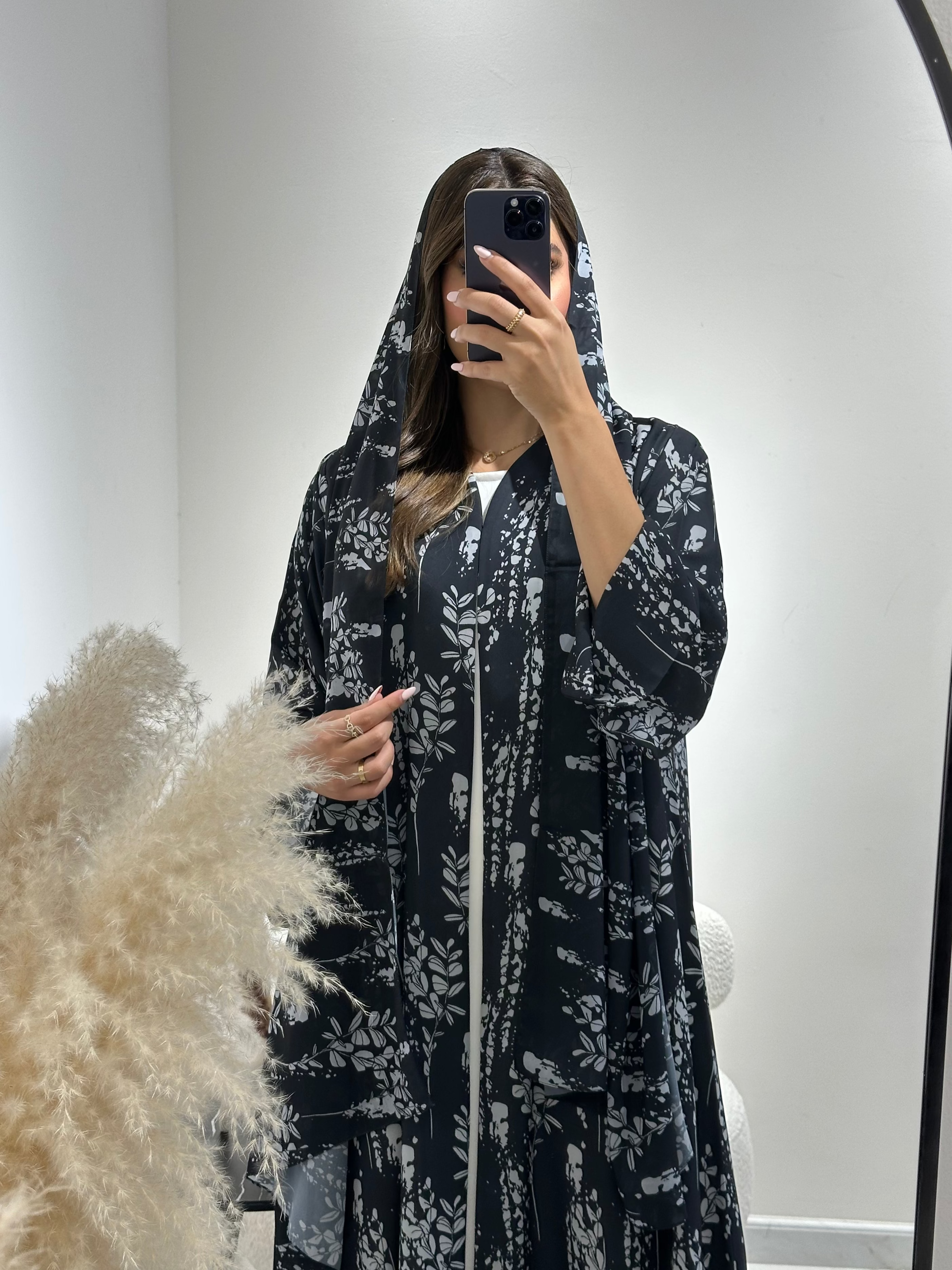 C 1437 Black Floral Printed Abaya