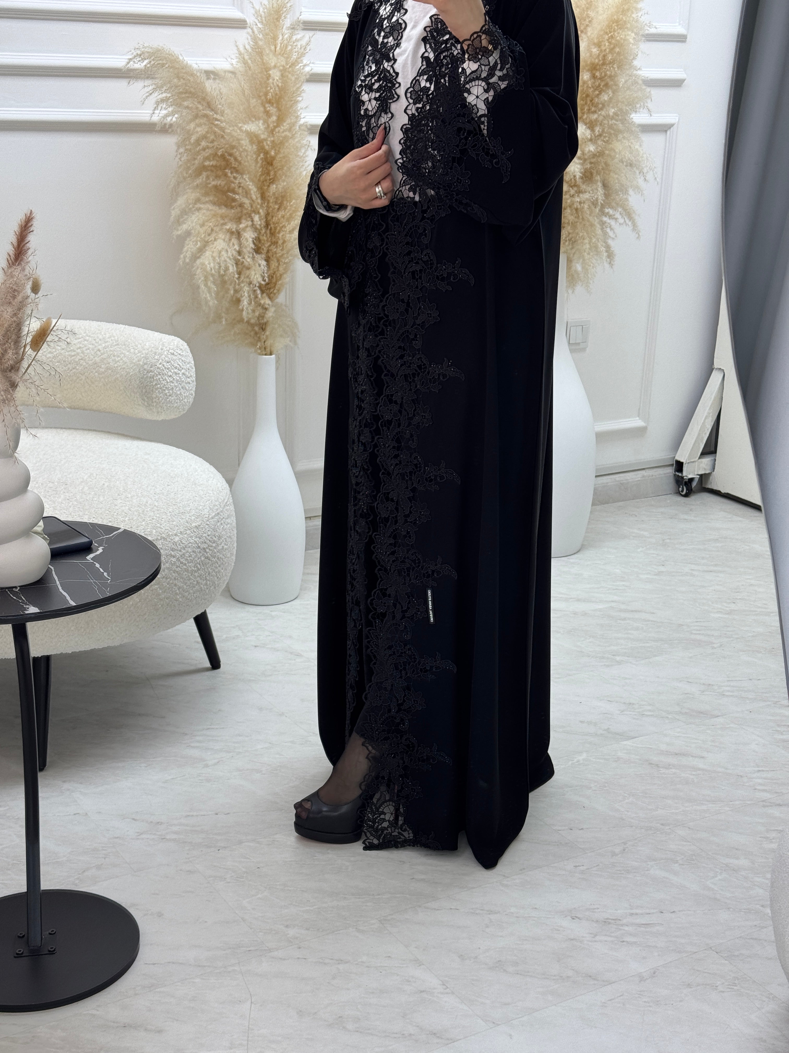 C 1100 Black Lace Abaya