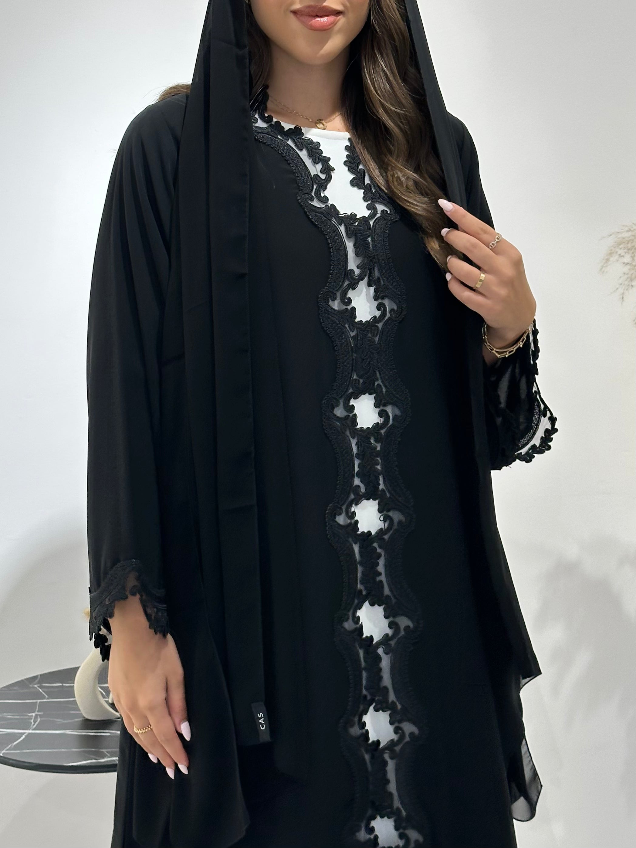 C 1424 Black Leafy Lace Abaya