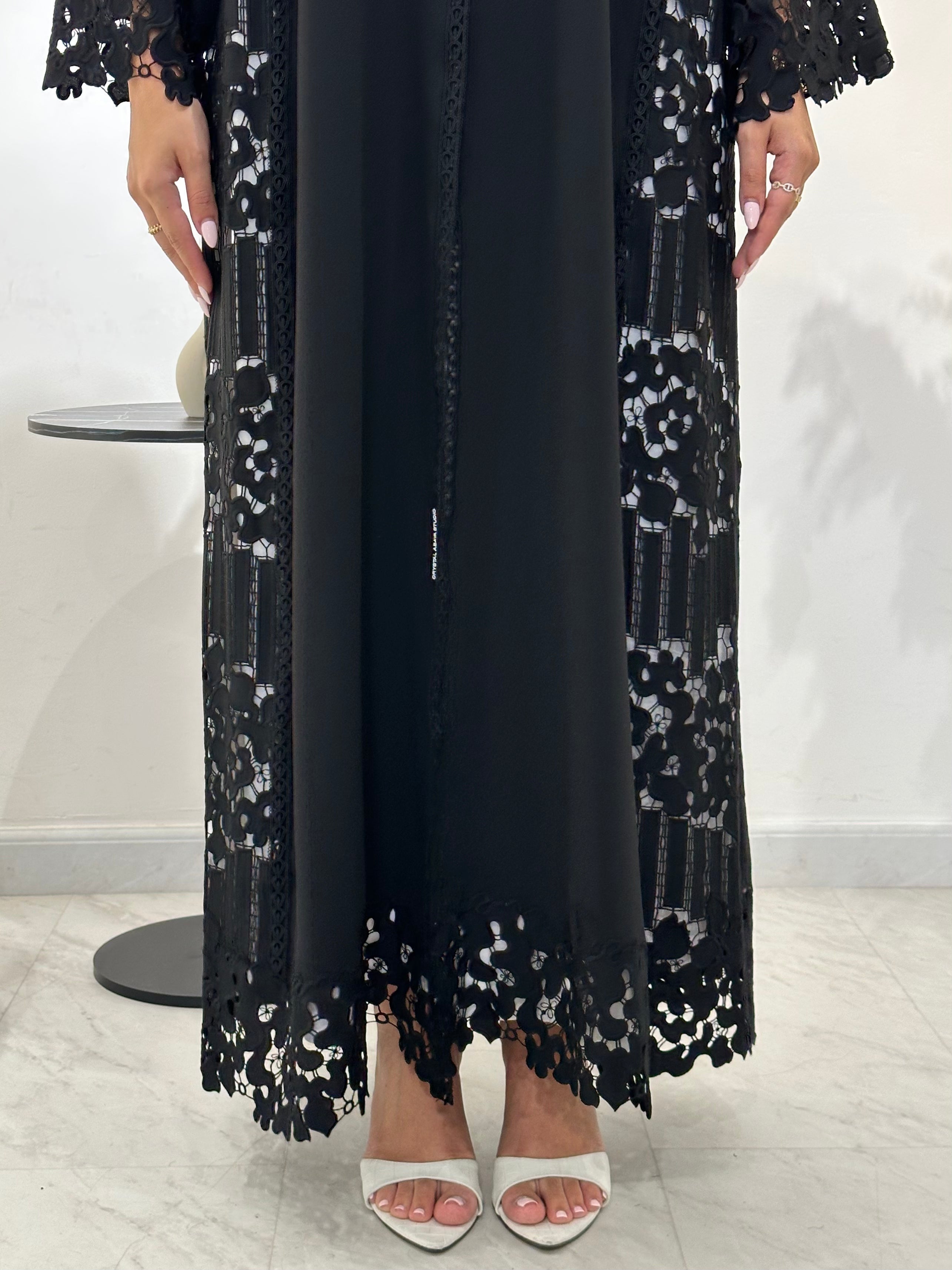 C 1423 Black Lace Abaya