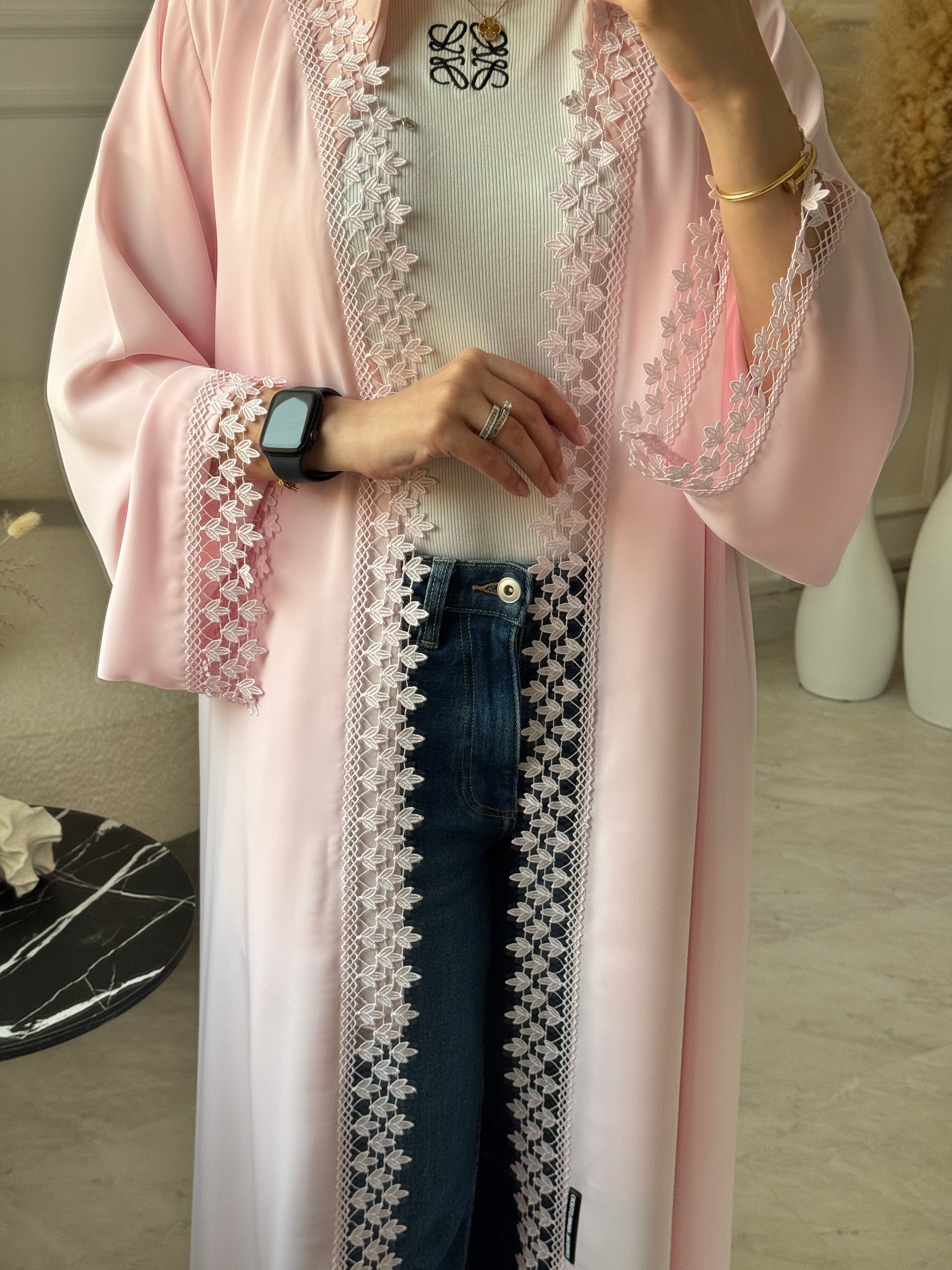 C 1130 Cupcake Lace Abaya