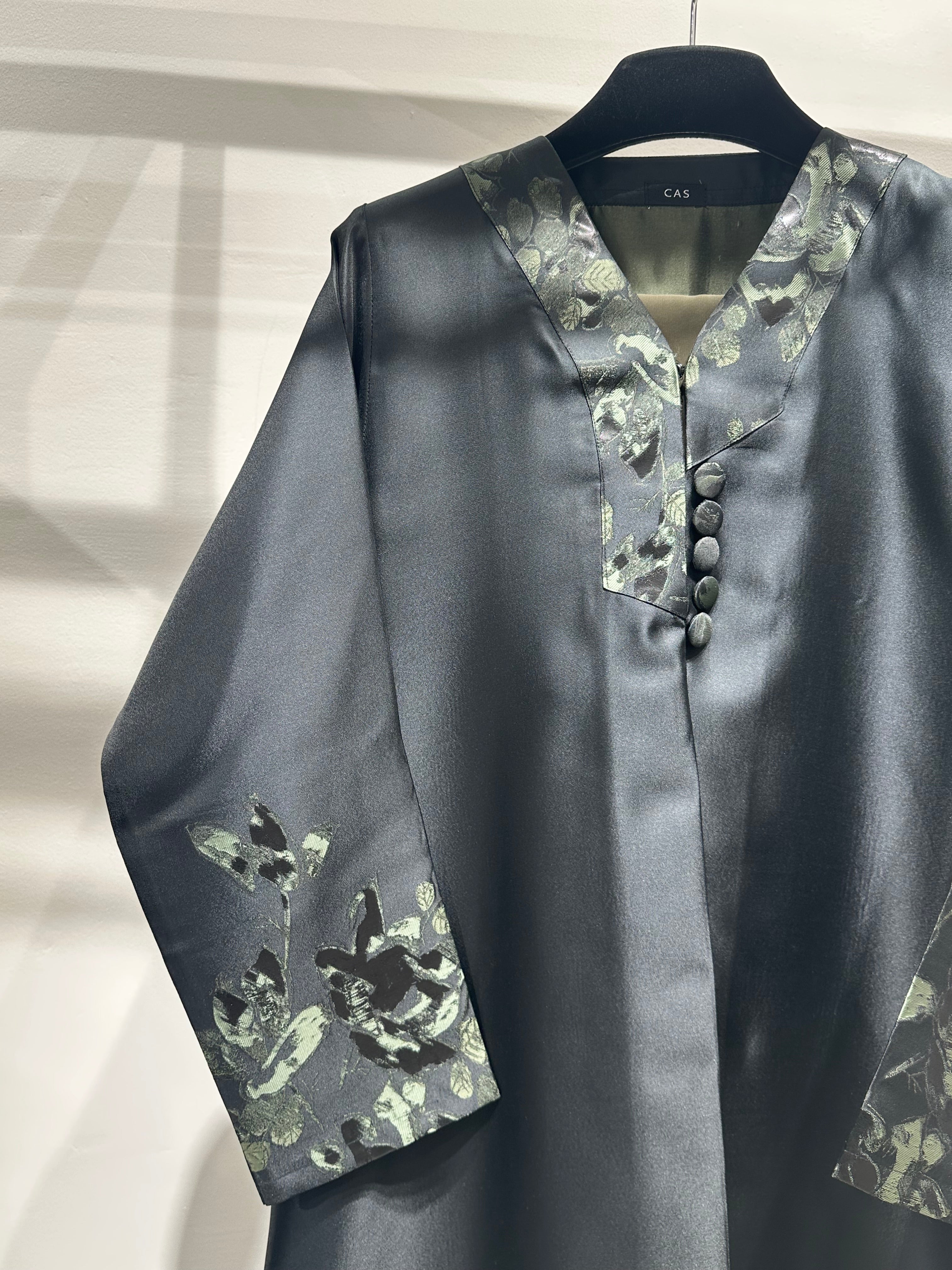 C 1255-07 Black Green Printed Abaya
