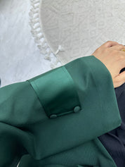 C RTW 0540 Green Overlap Crepe Abaya