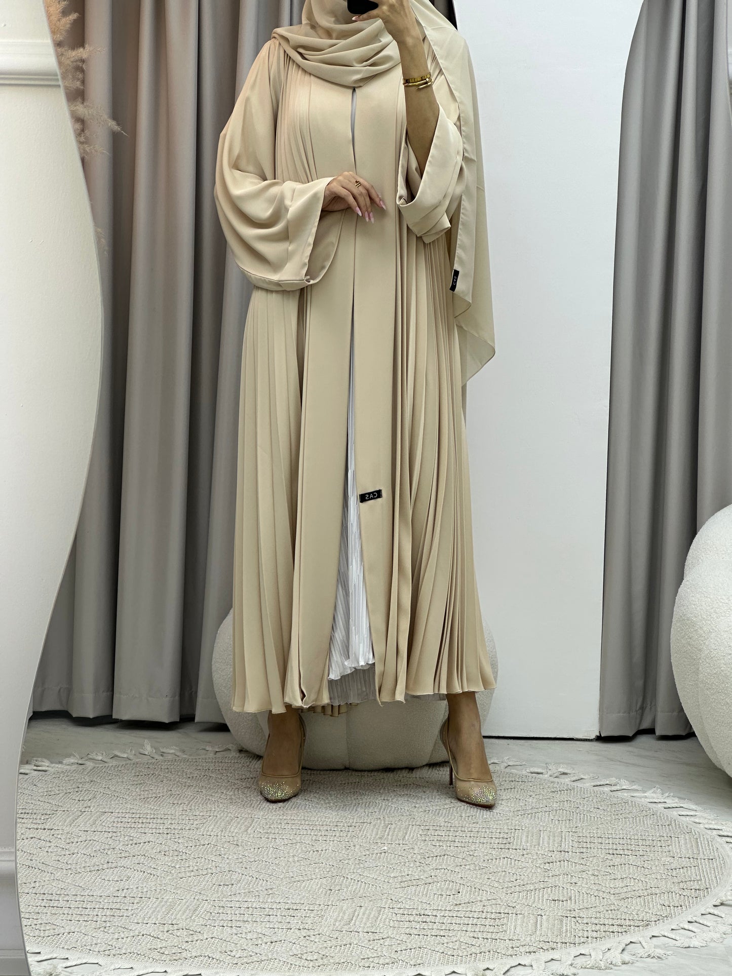 C Plain Cream Pleated Abaya Set