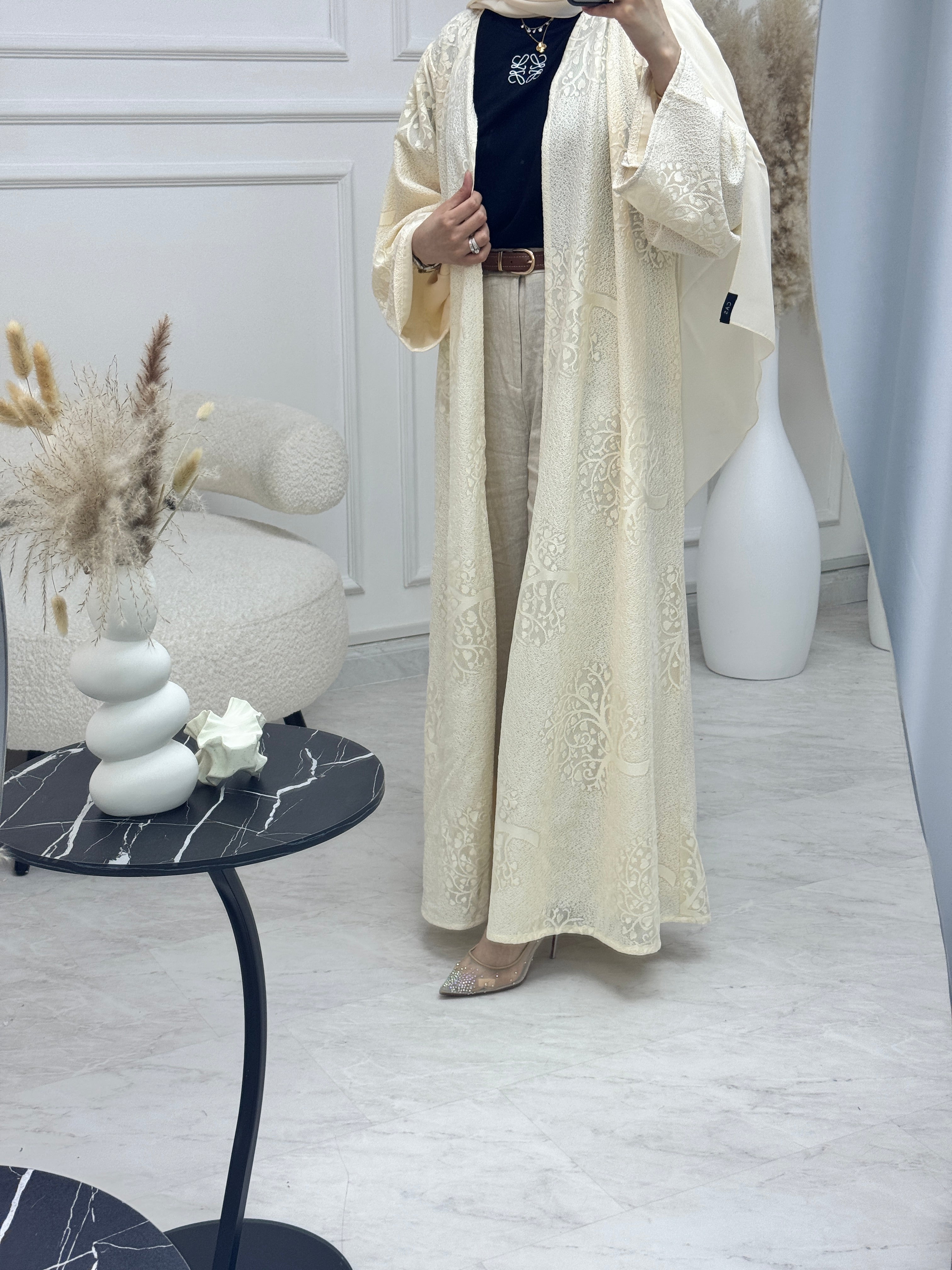 عباية صفراء فاتحة C 1210-02