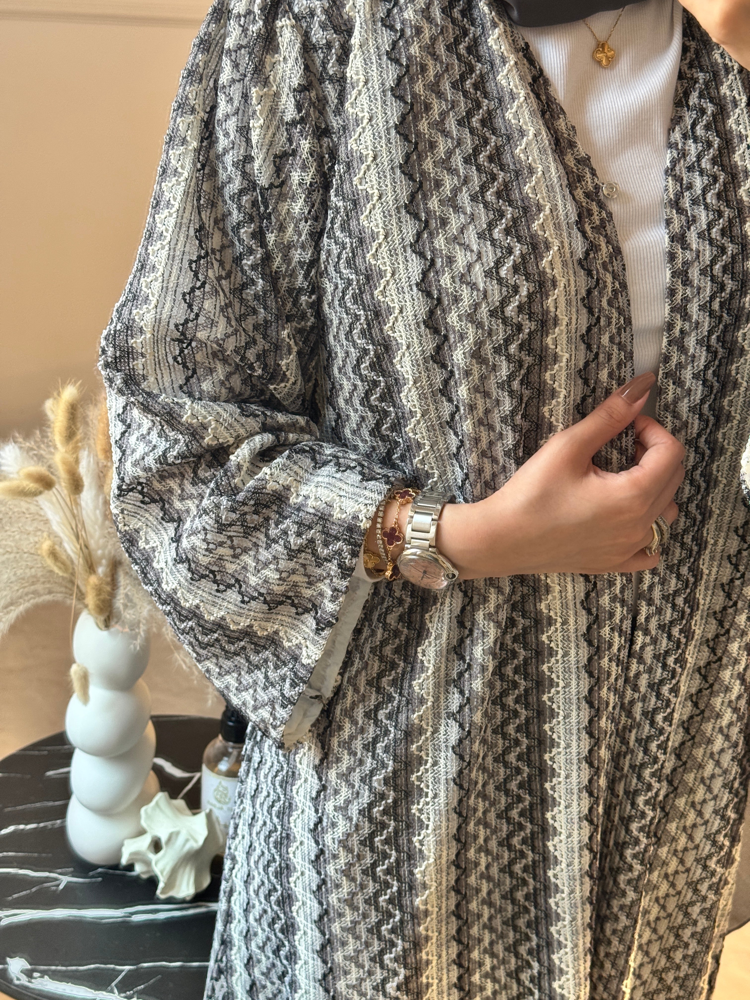 C 1222 Charcoal Wave Abaya