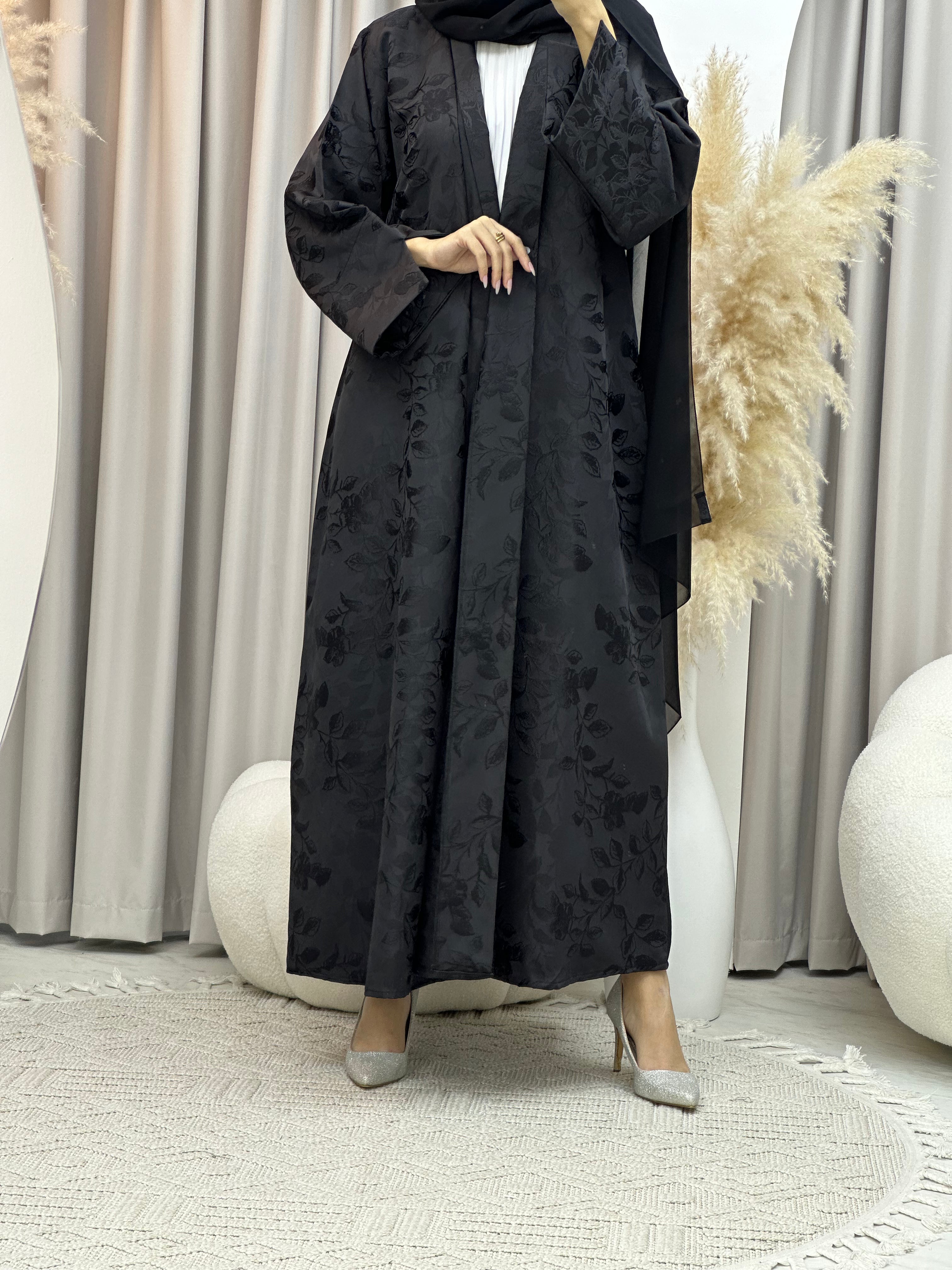 C Black Work Abaya 185