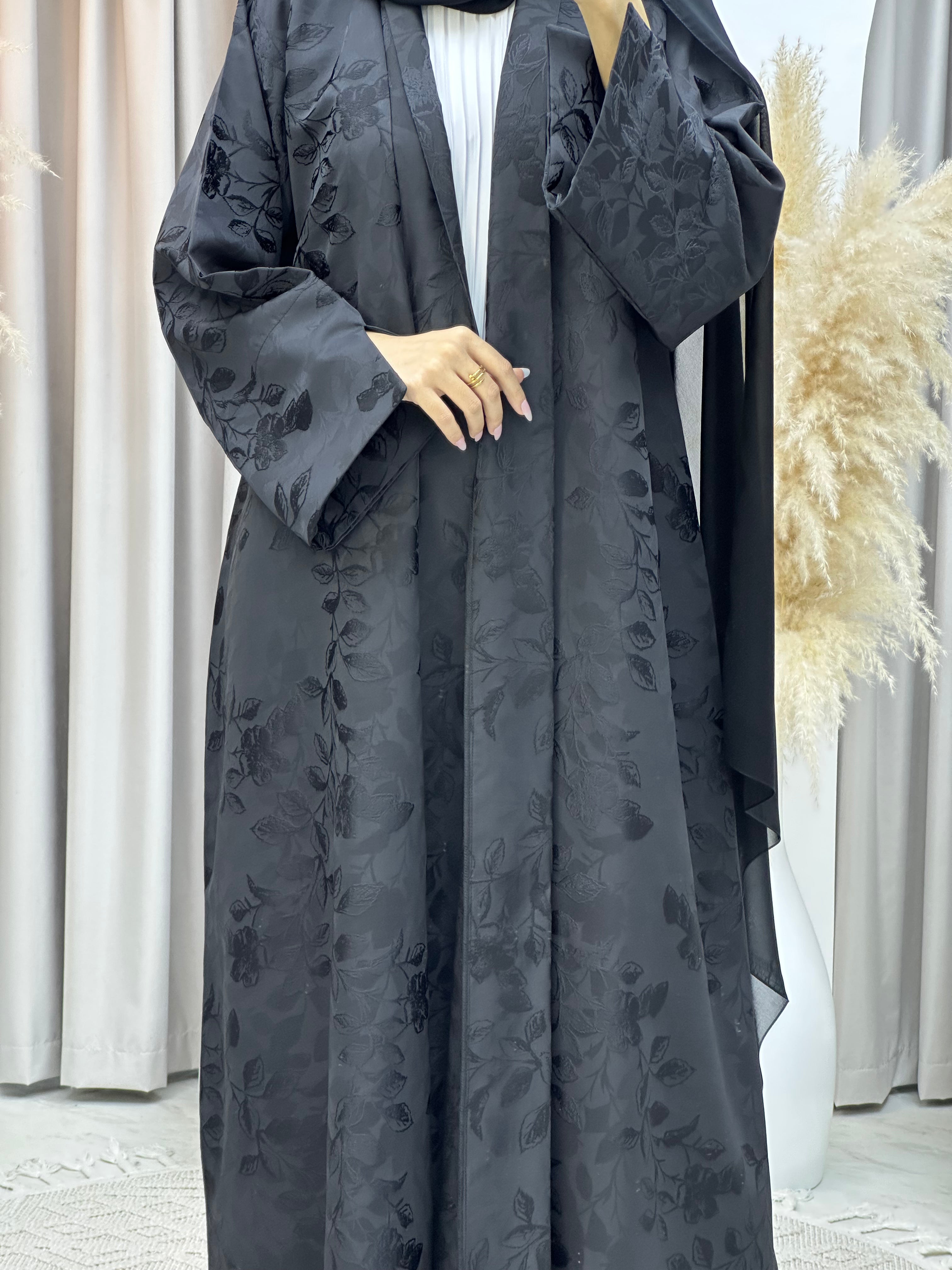 C Black Work Abaya 185