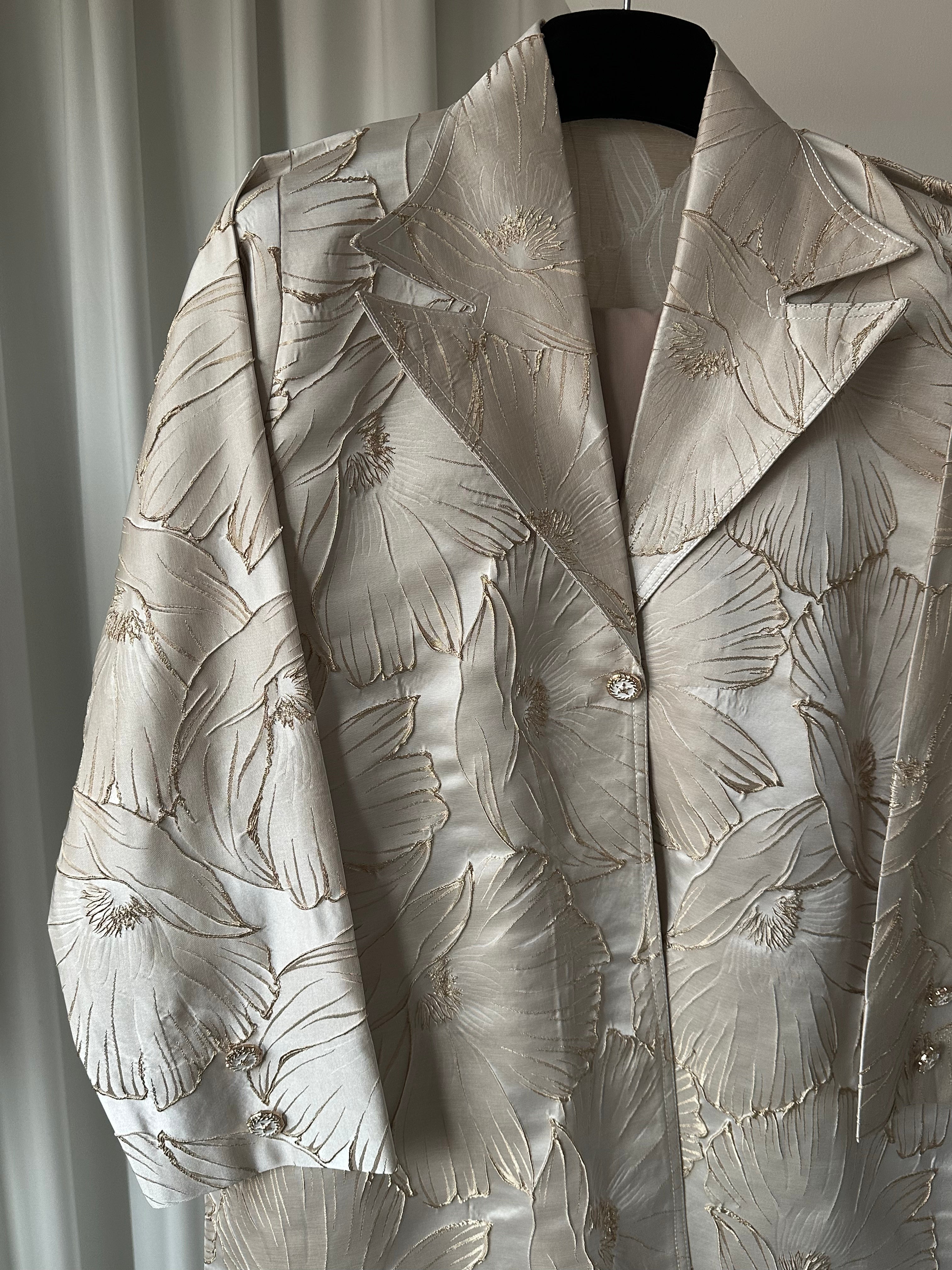 C 0622 Warm Beige Abaya