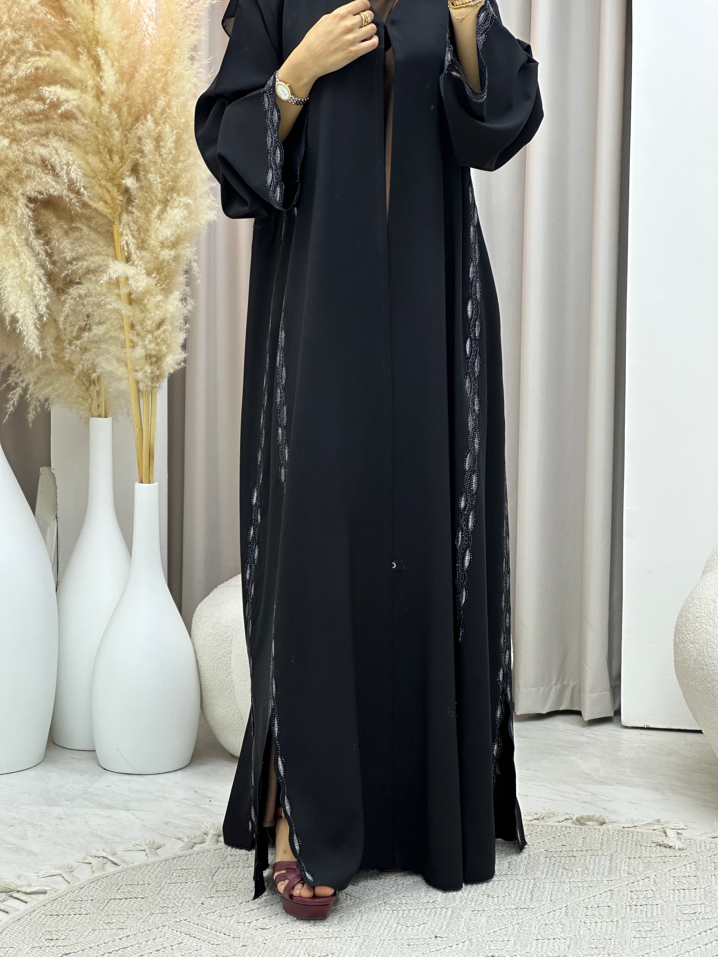 C 0568 Black Work Abaya