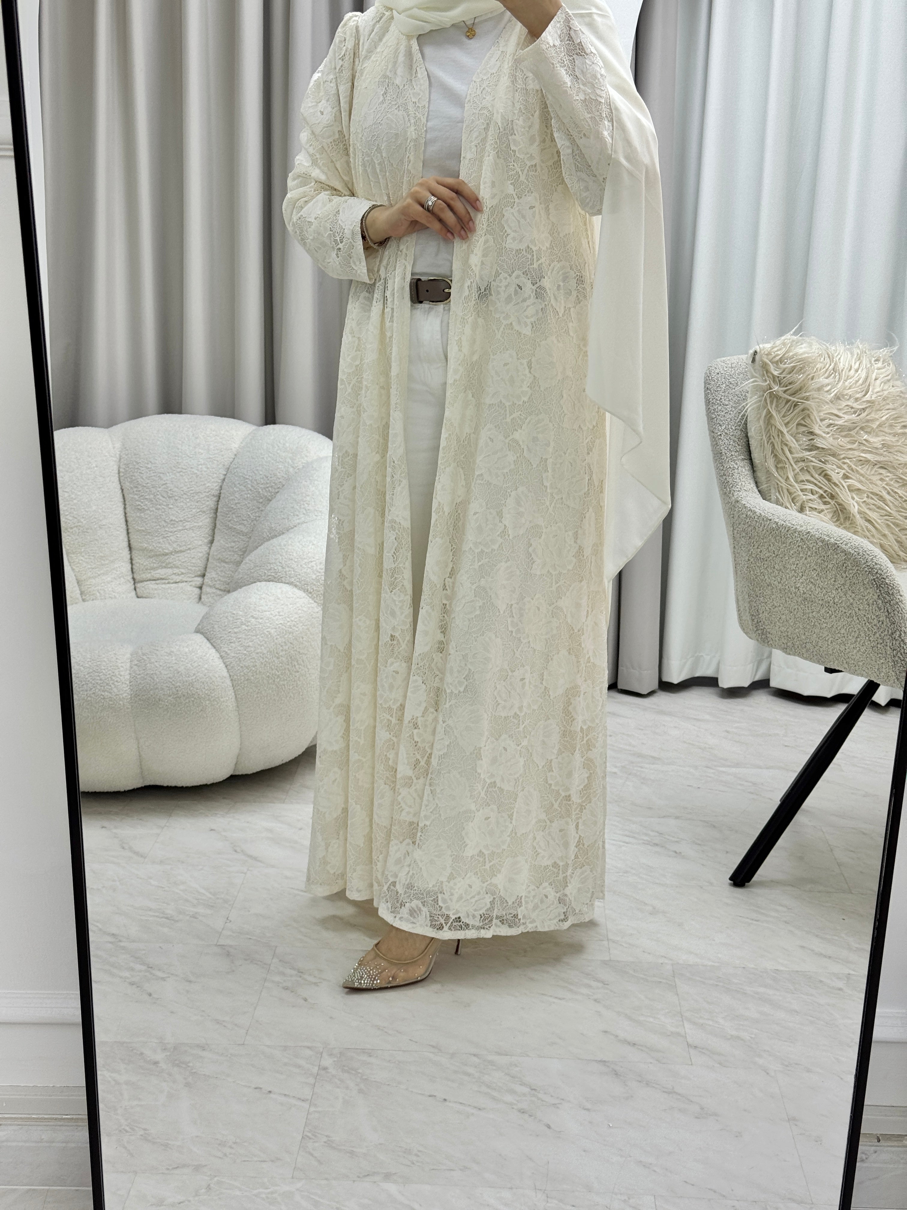 C 1278-02 Ivory Dantel Abaya