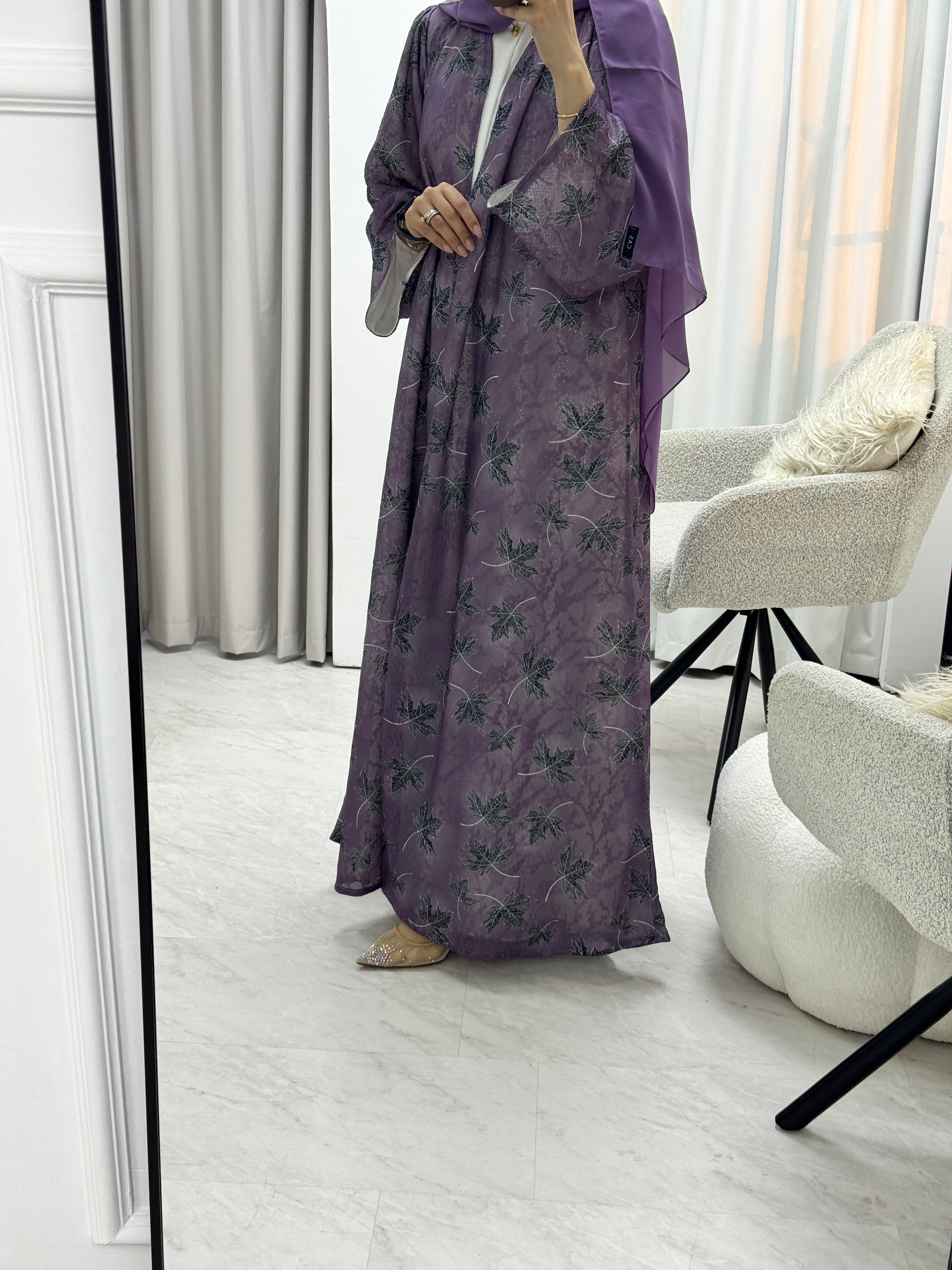 C 1280-01 Violet Dantel Abaya