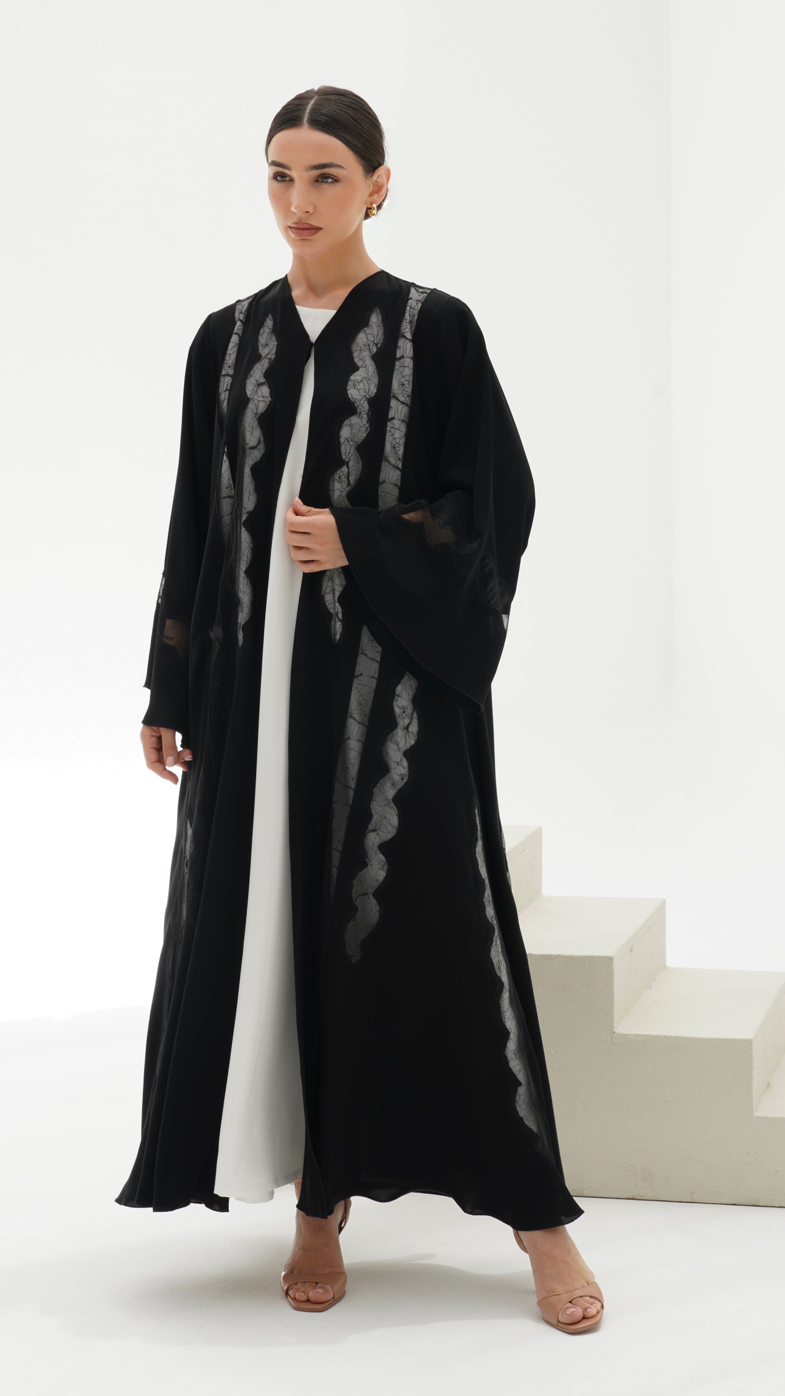 C 1111 Black Abaya