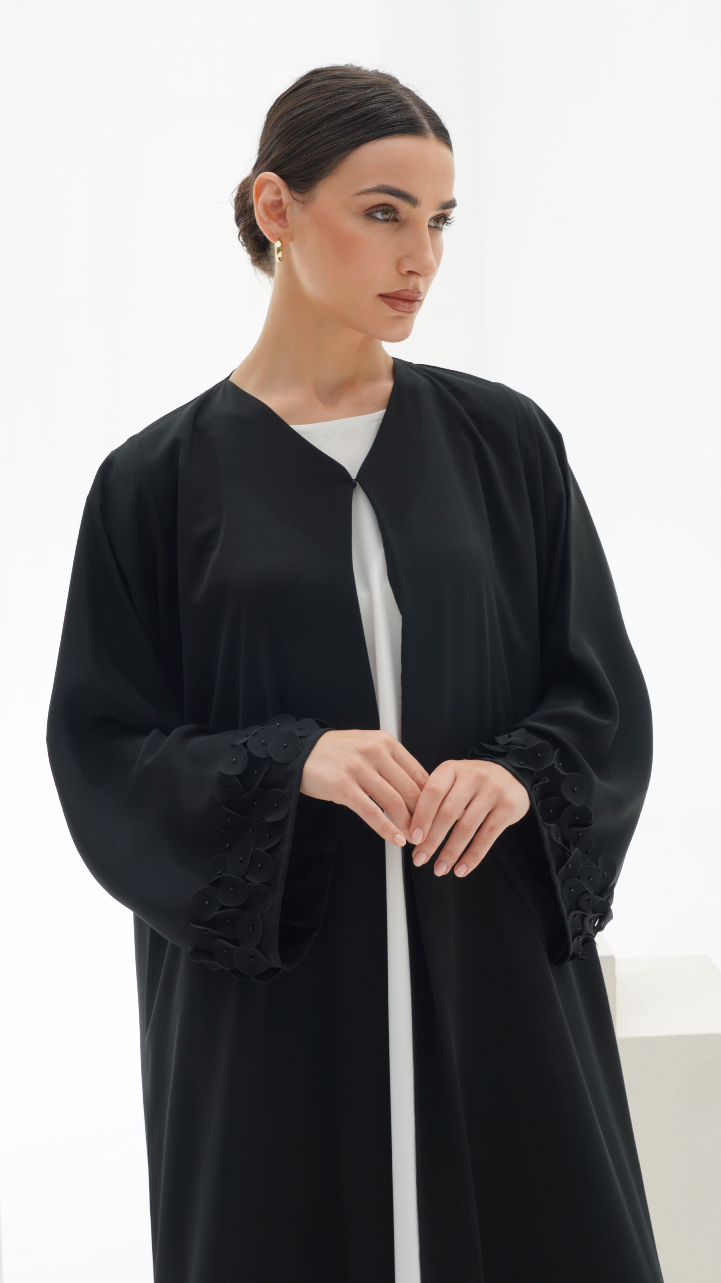 C 1115 Black Abaya