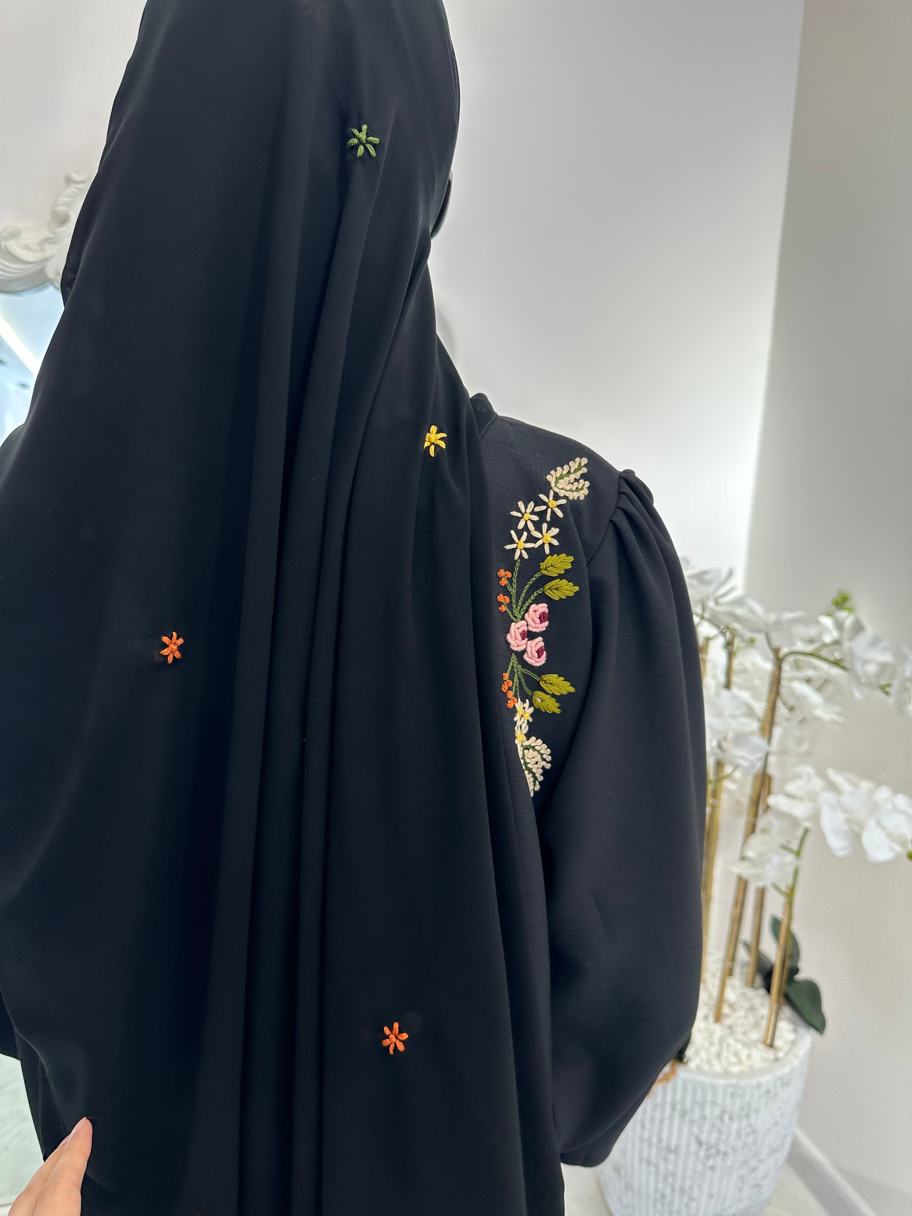 C Black Linen Embroidered Abaya
