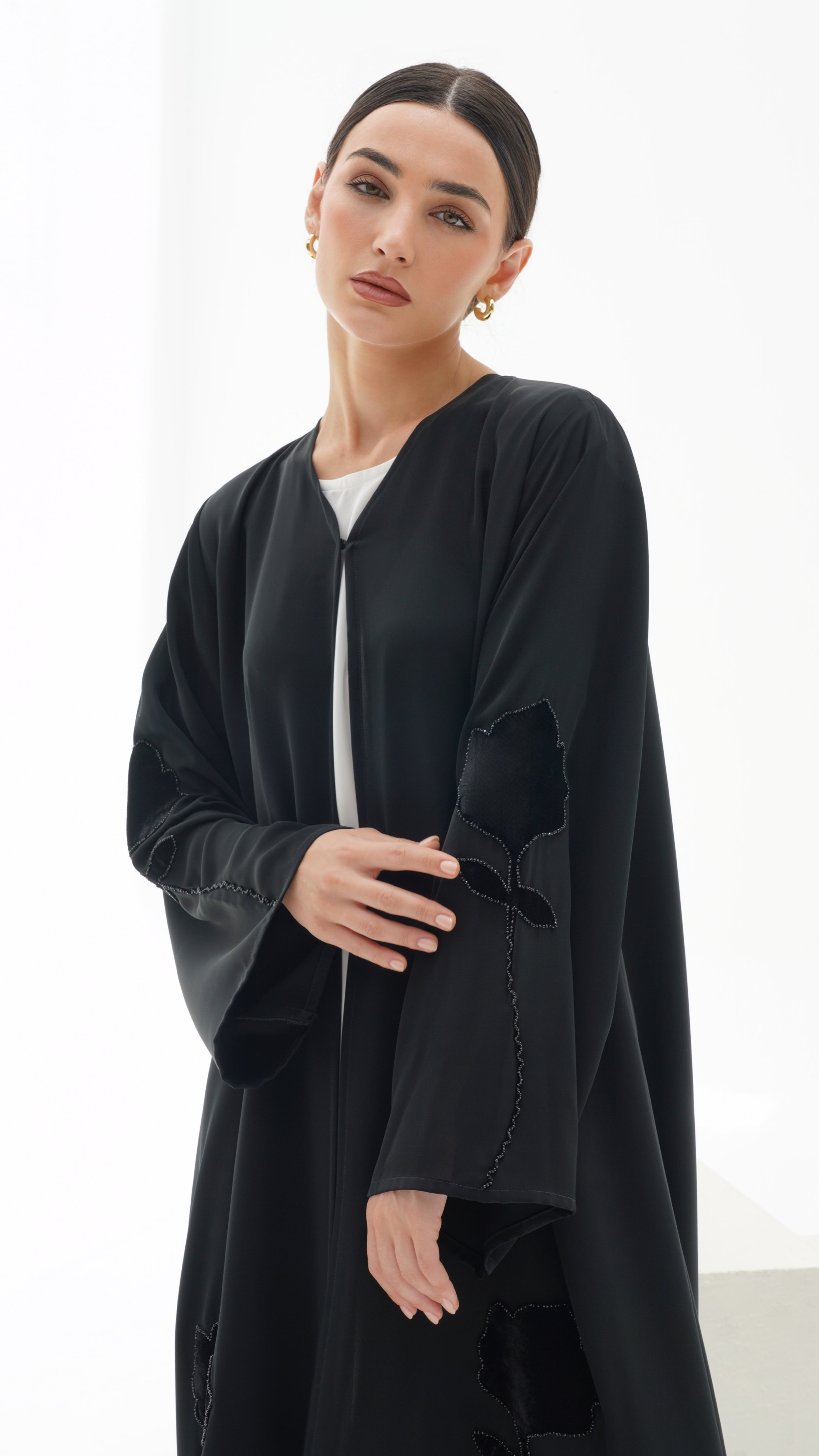 C 1122 Black Abaya