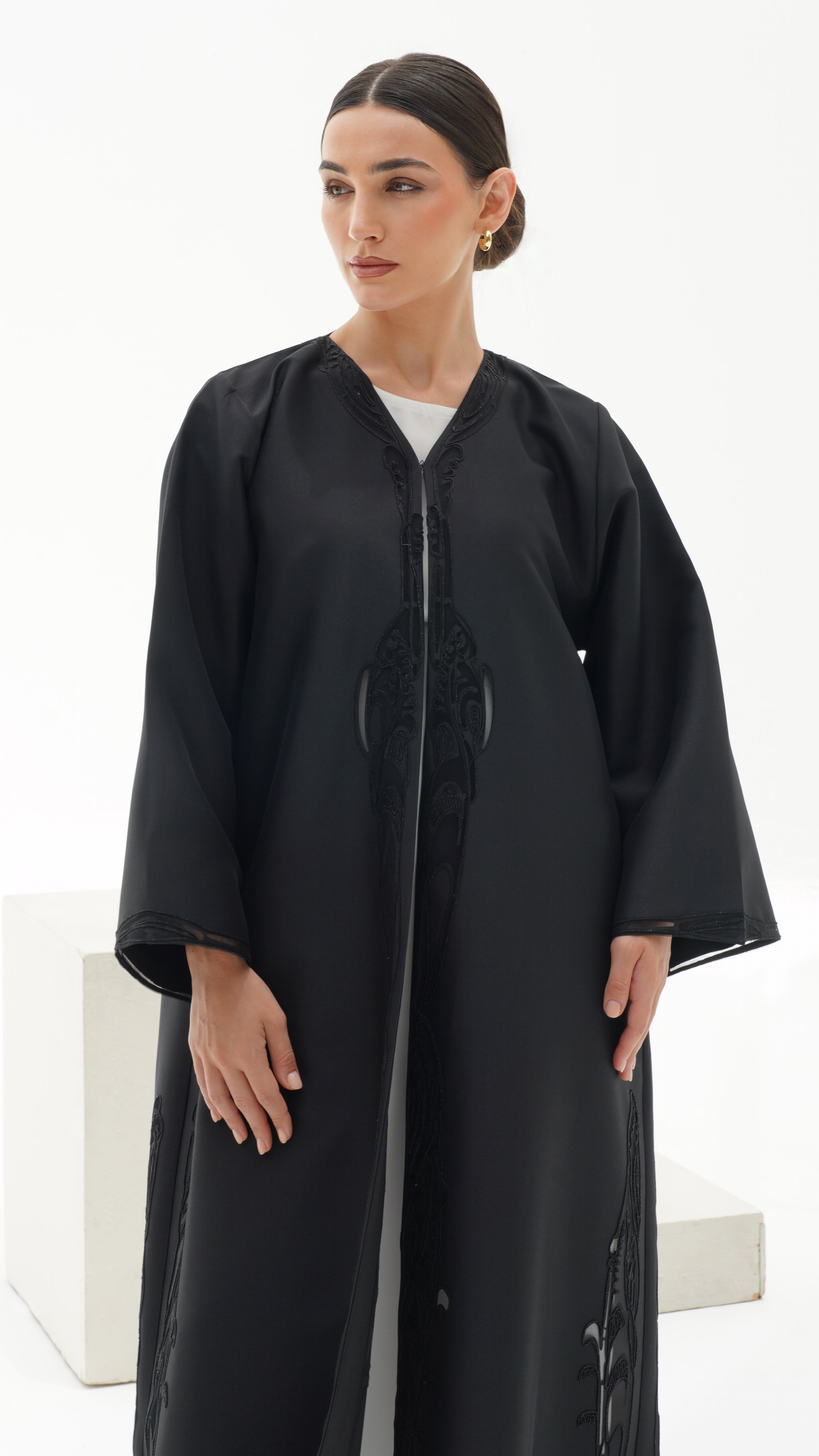 C 1121 Black Abaya