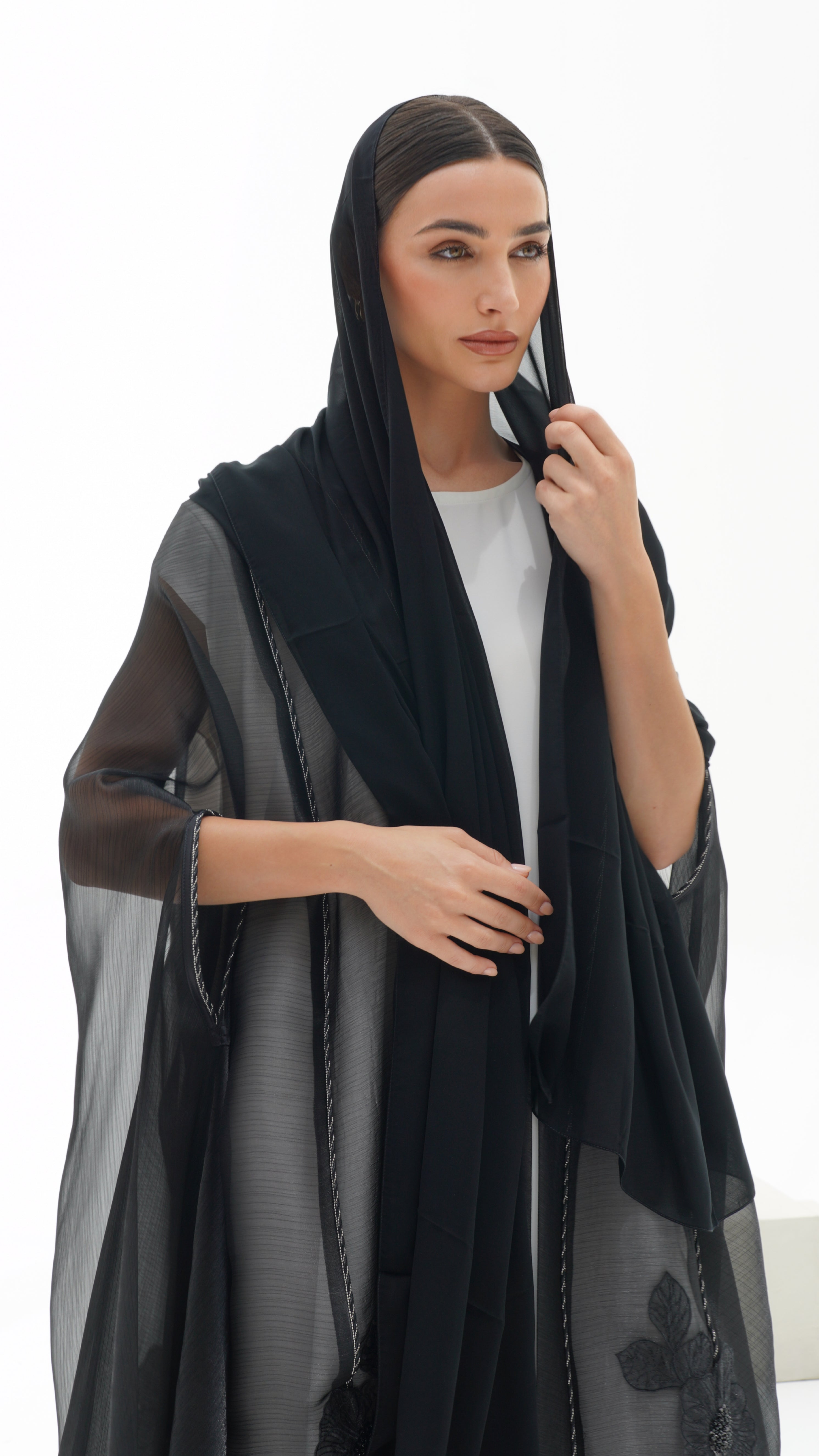 C 1128 Black Abaya