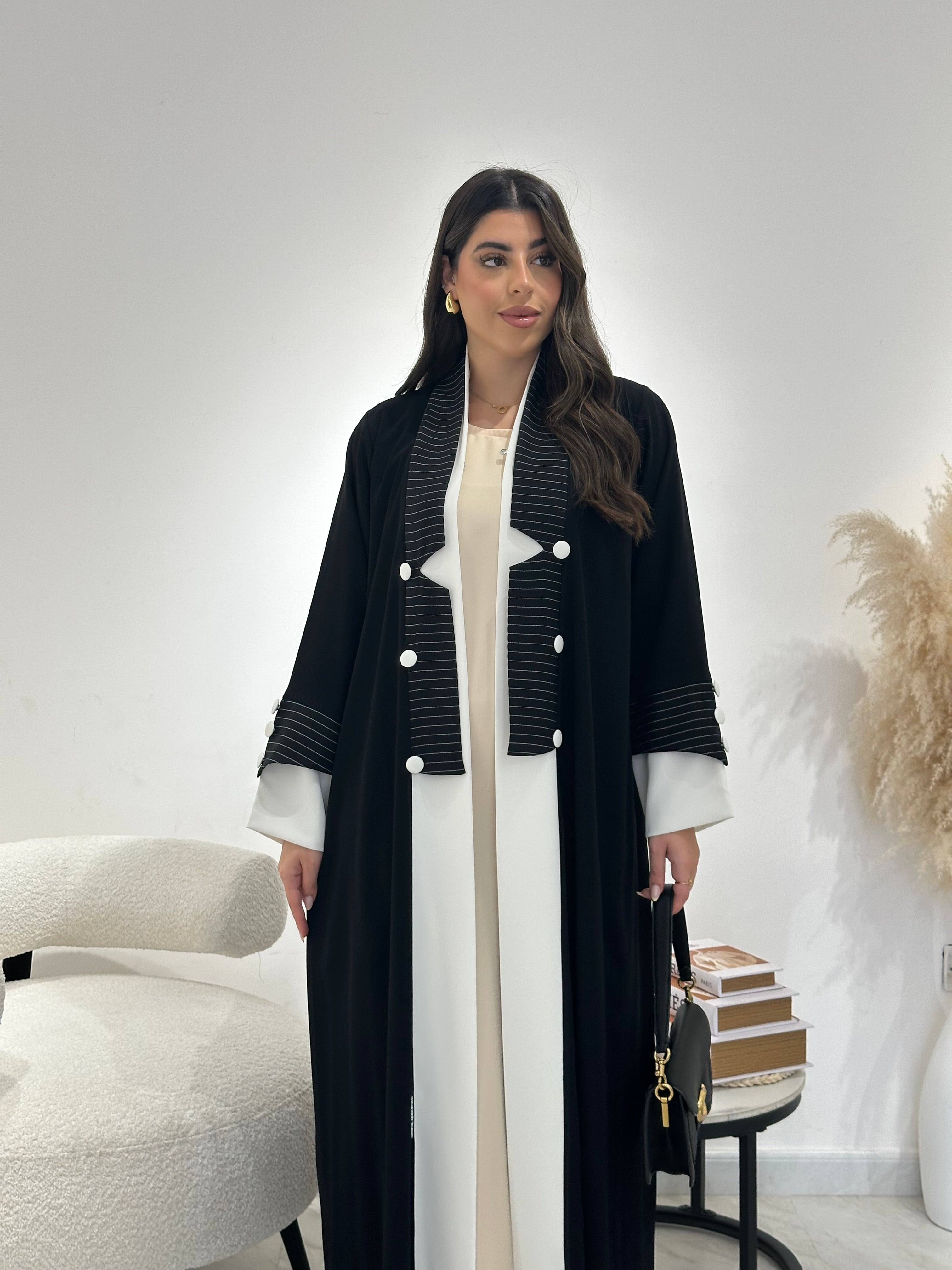 C 1298 Black Abaya