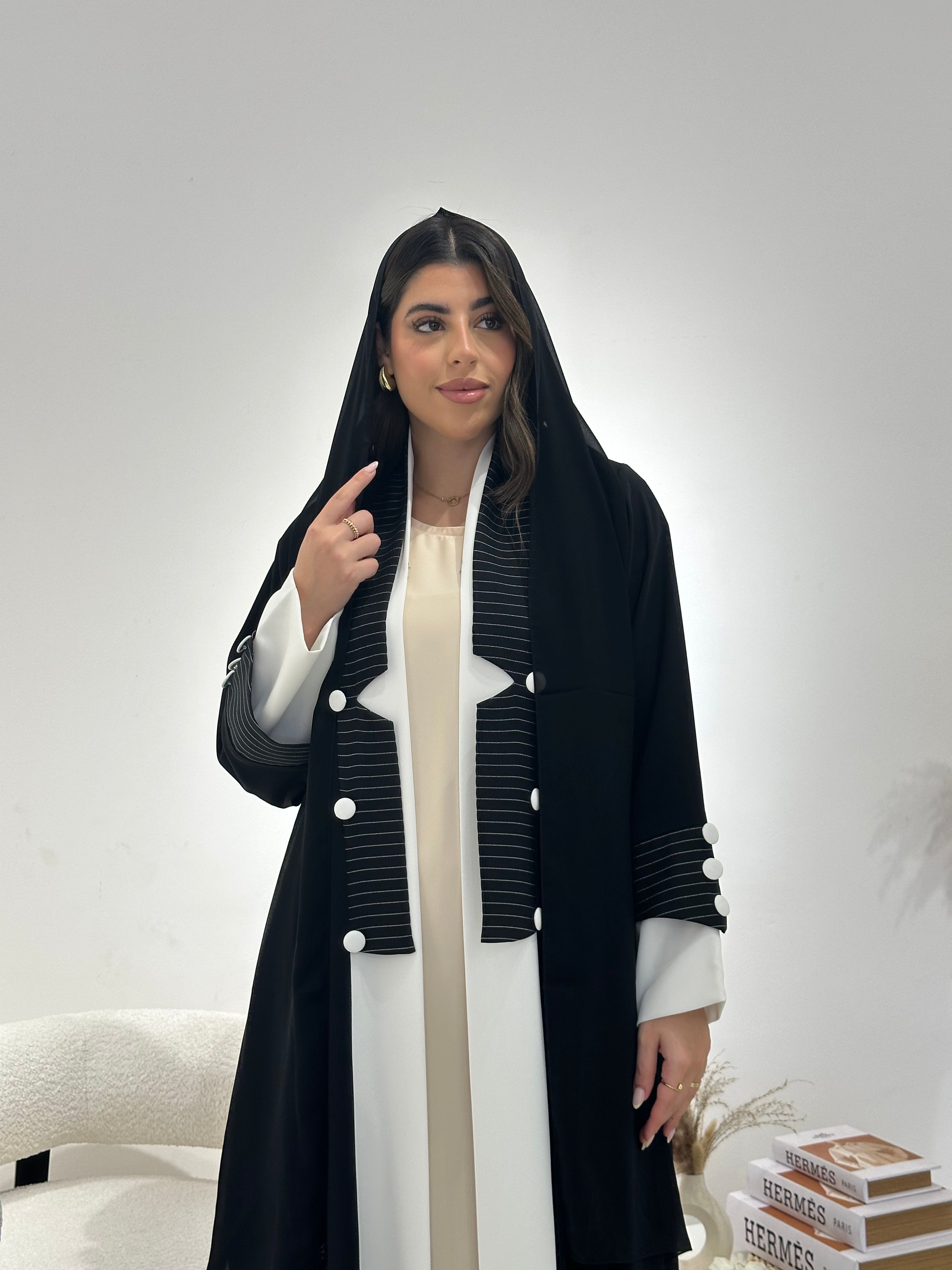 C 1298 Black Abaya
