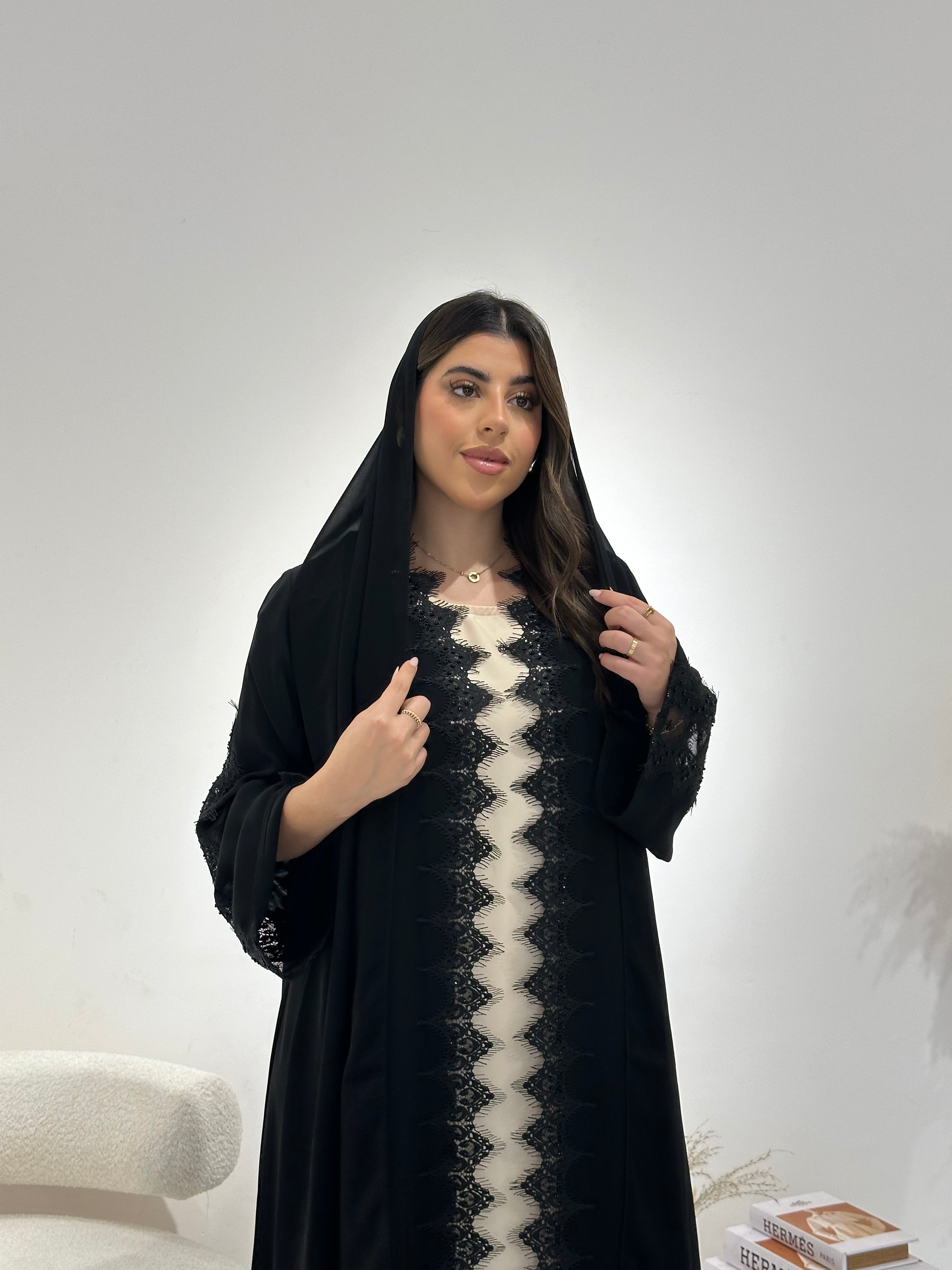 عباية سوداء رقم 1277