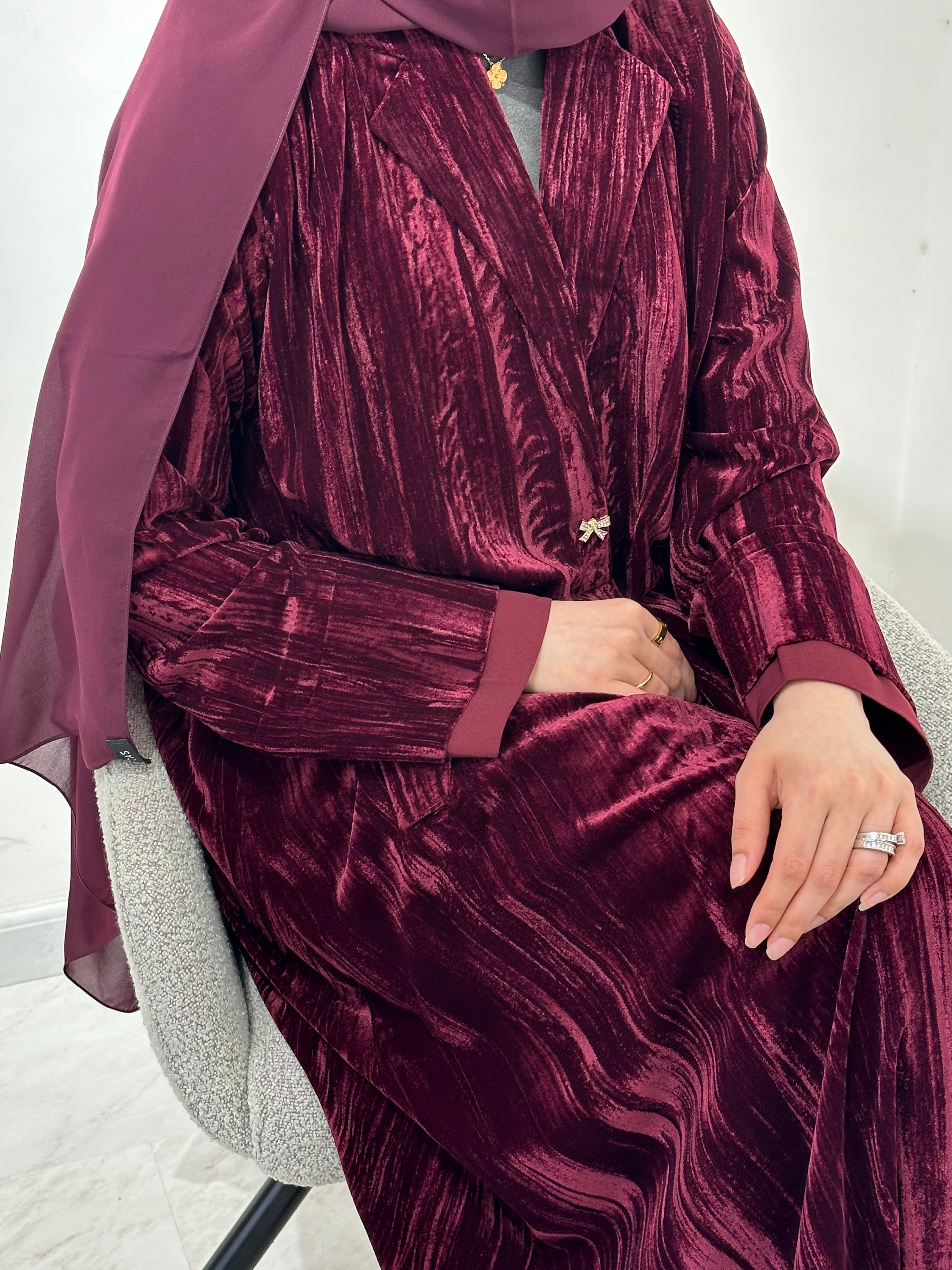C 1545-01 Maroon Velvet Abaya