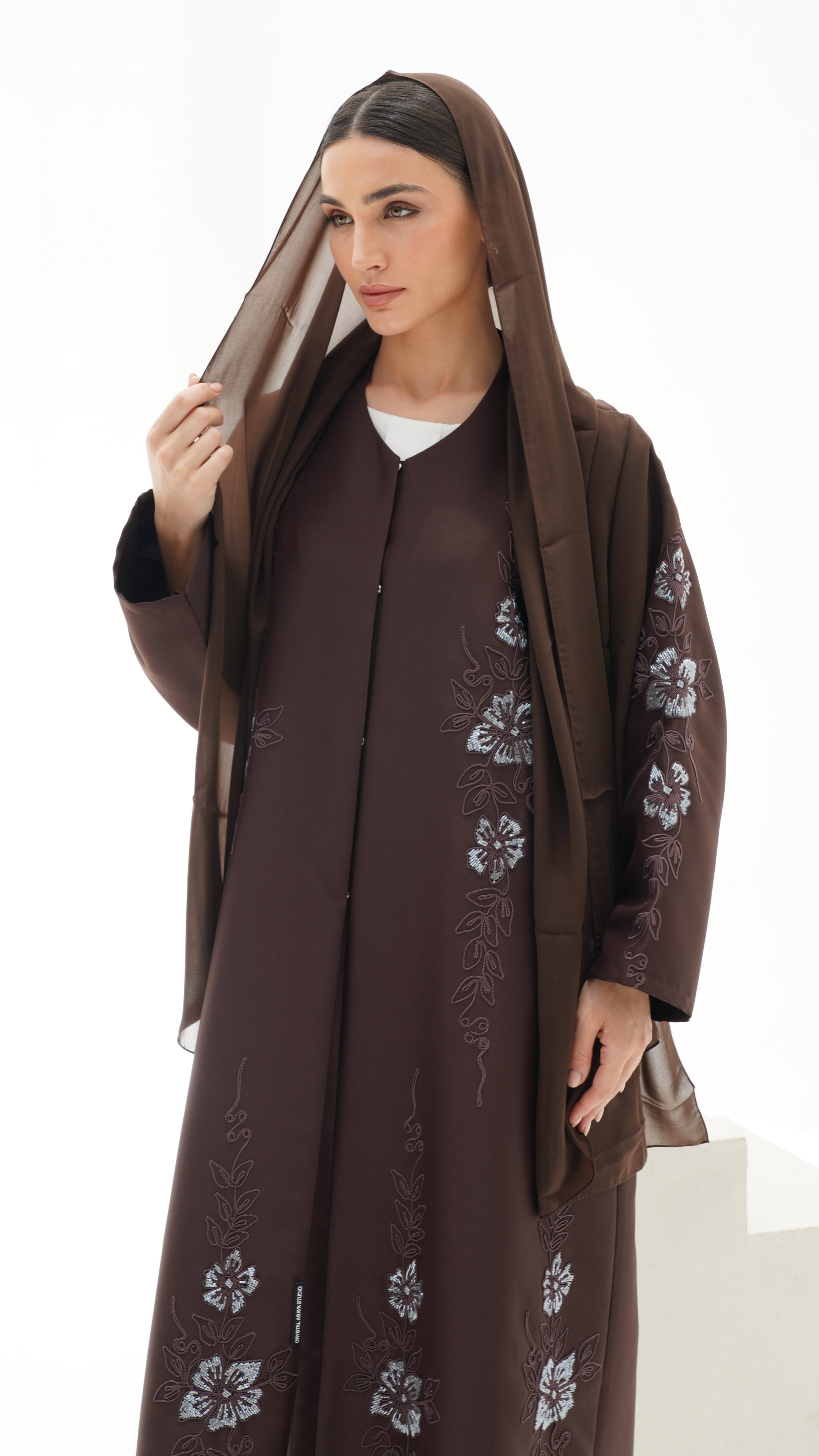 C 1149 Brown Abaya