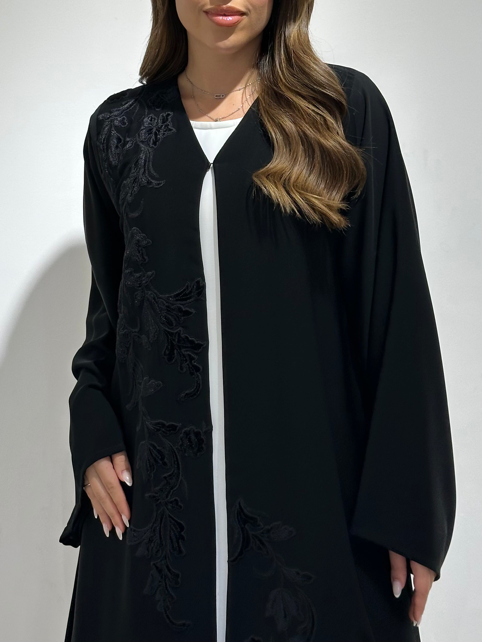 C 1580 Black Velvet Lace Abaya