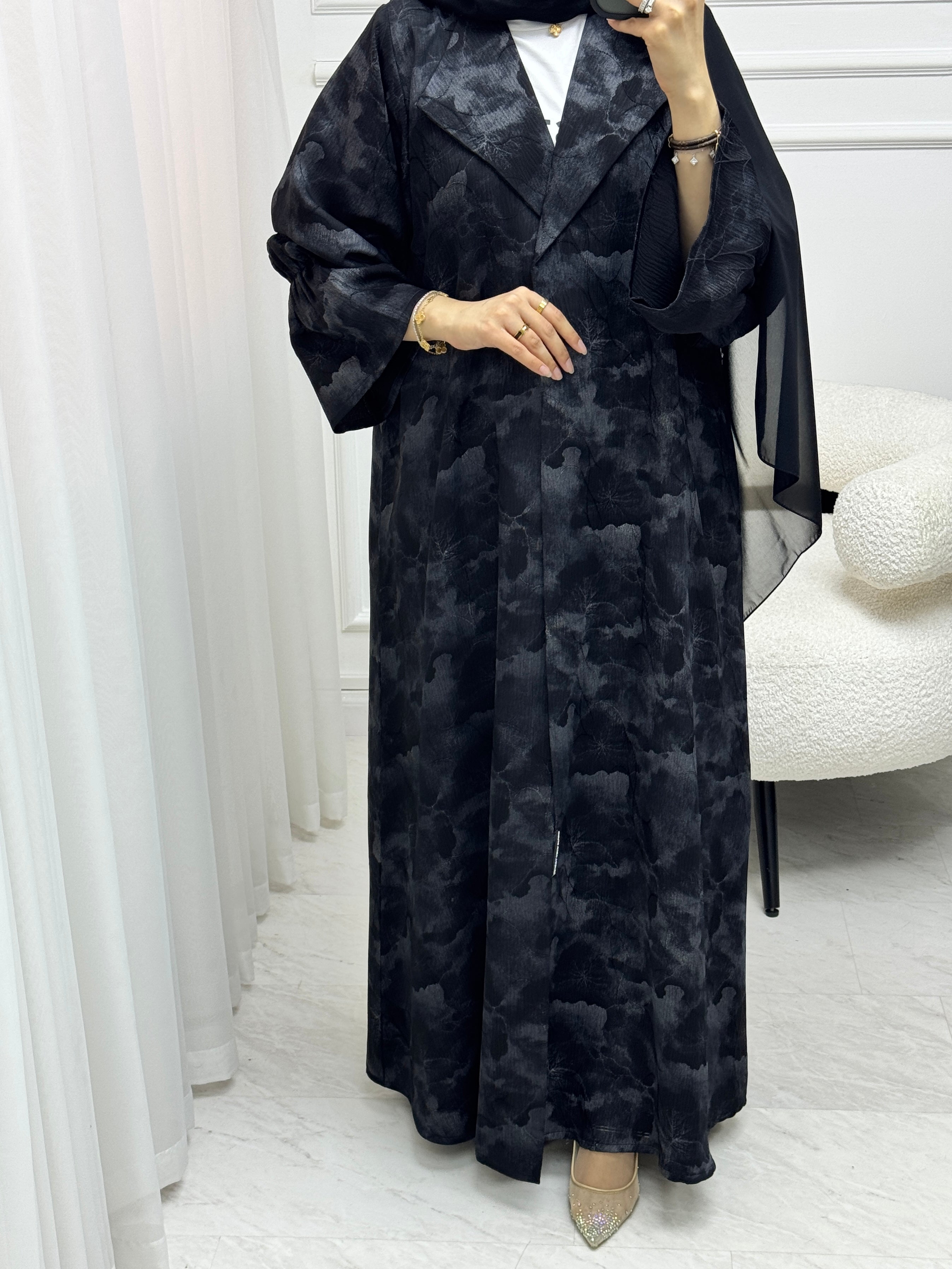 C 1537 Black Misty Abaya
