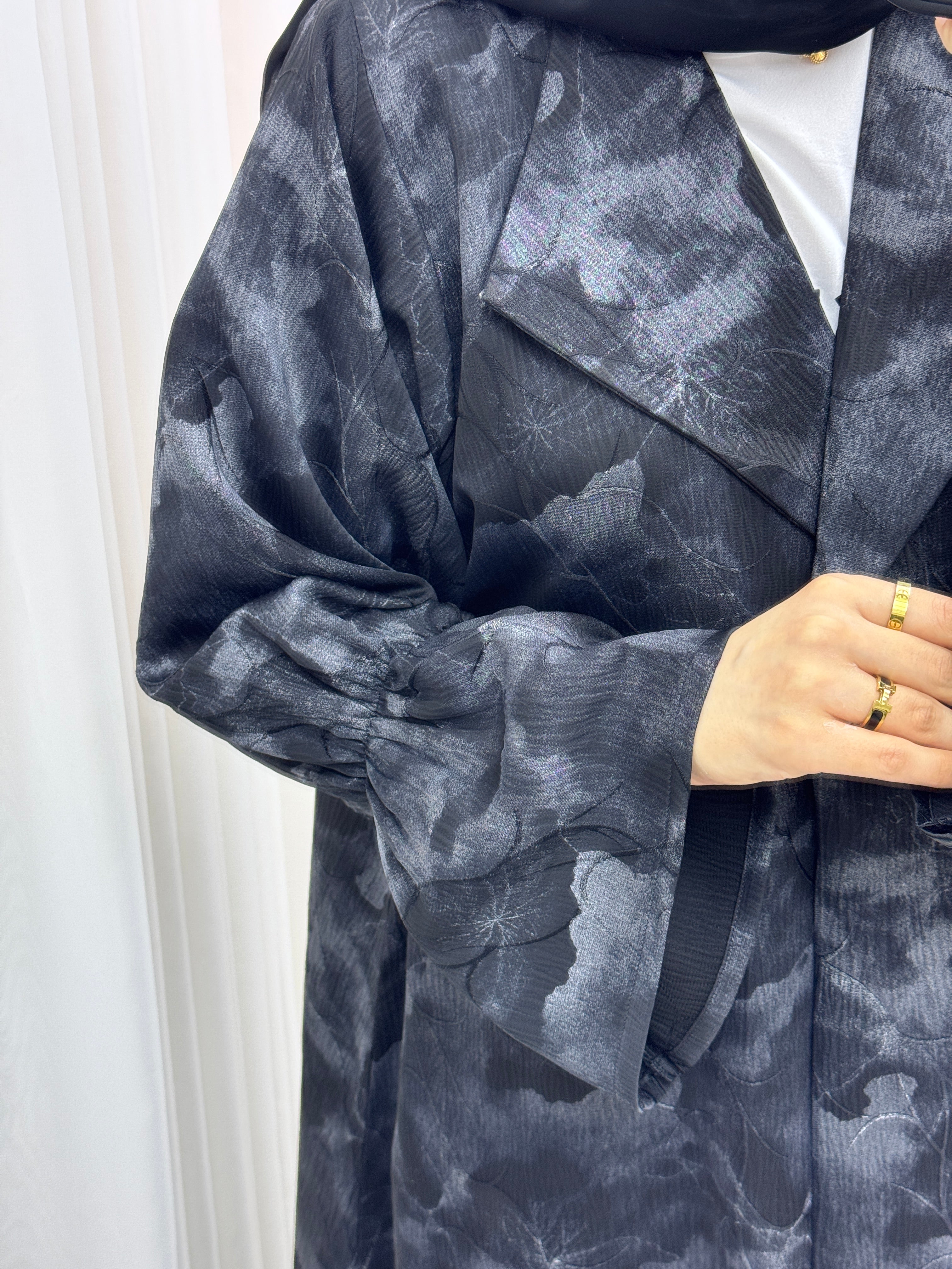 C 1537 Black Misty Abaya