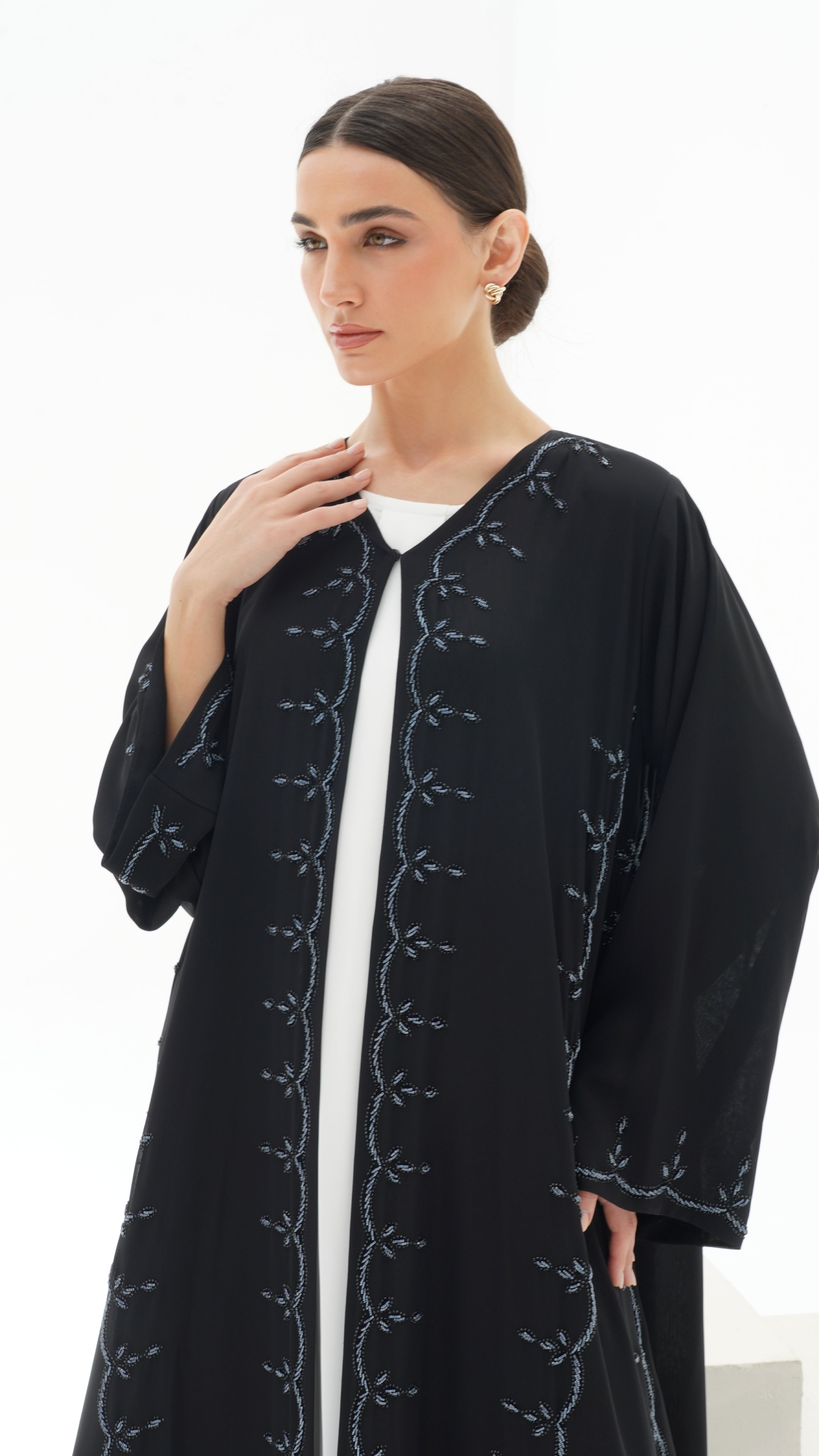 C 1138 Black Abaya