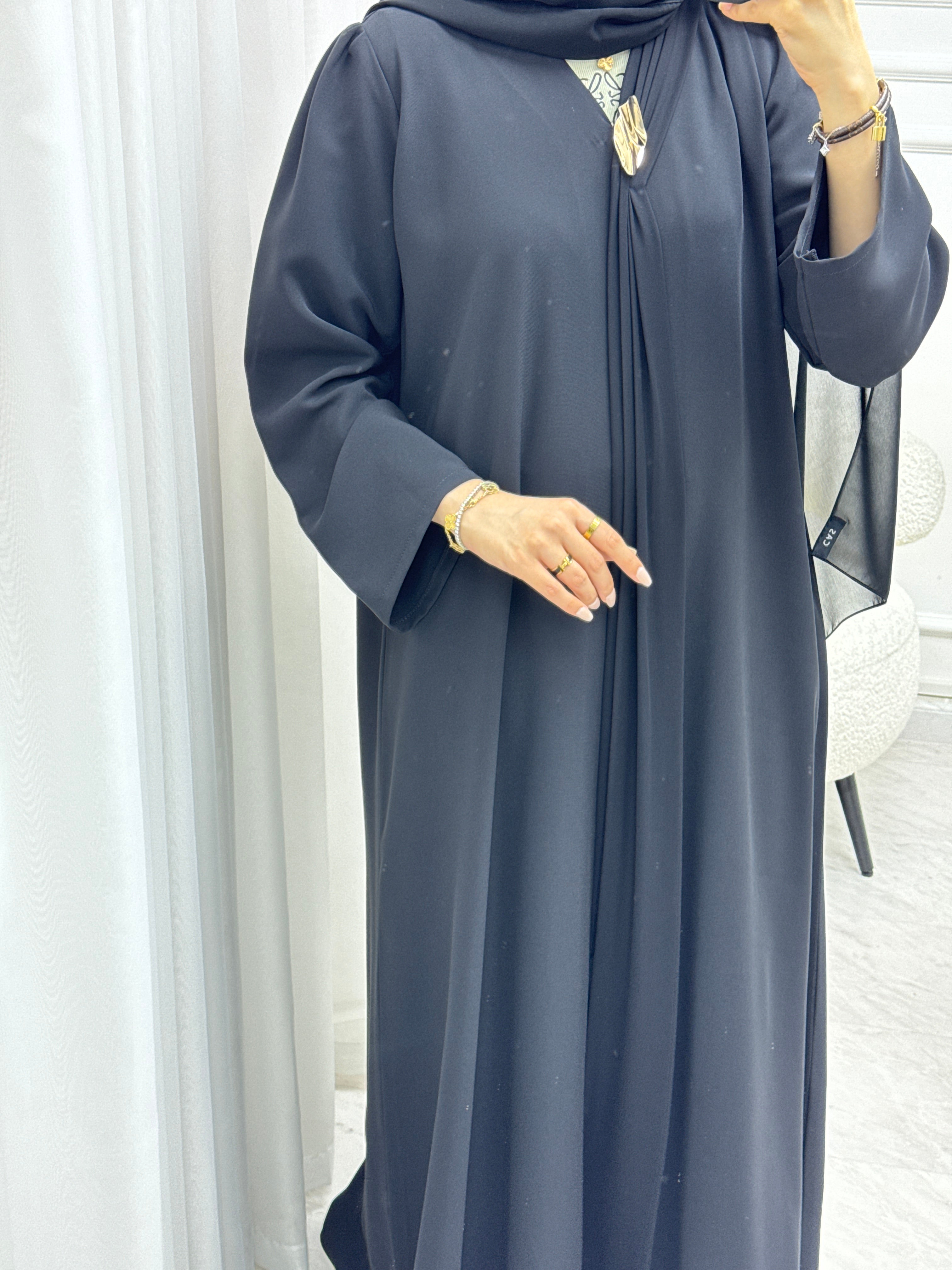 C 1542 Black Abaya