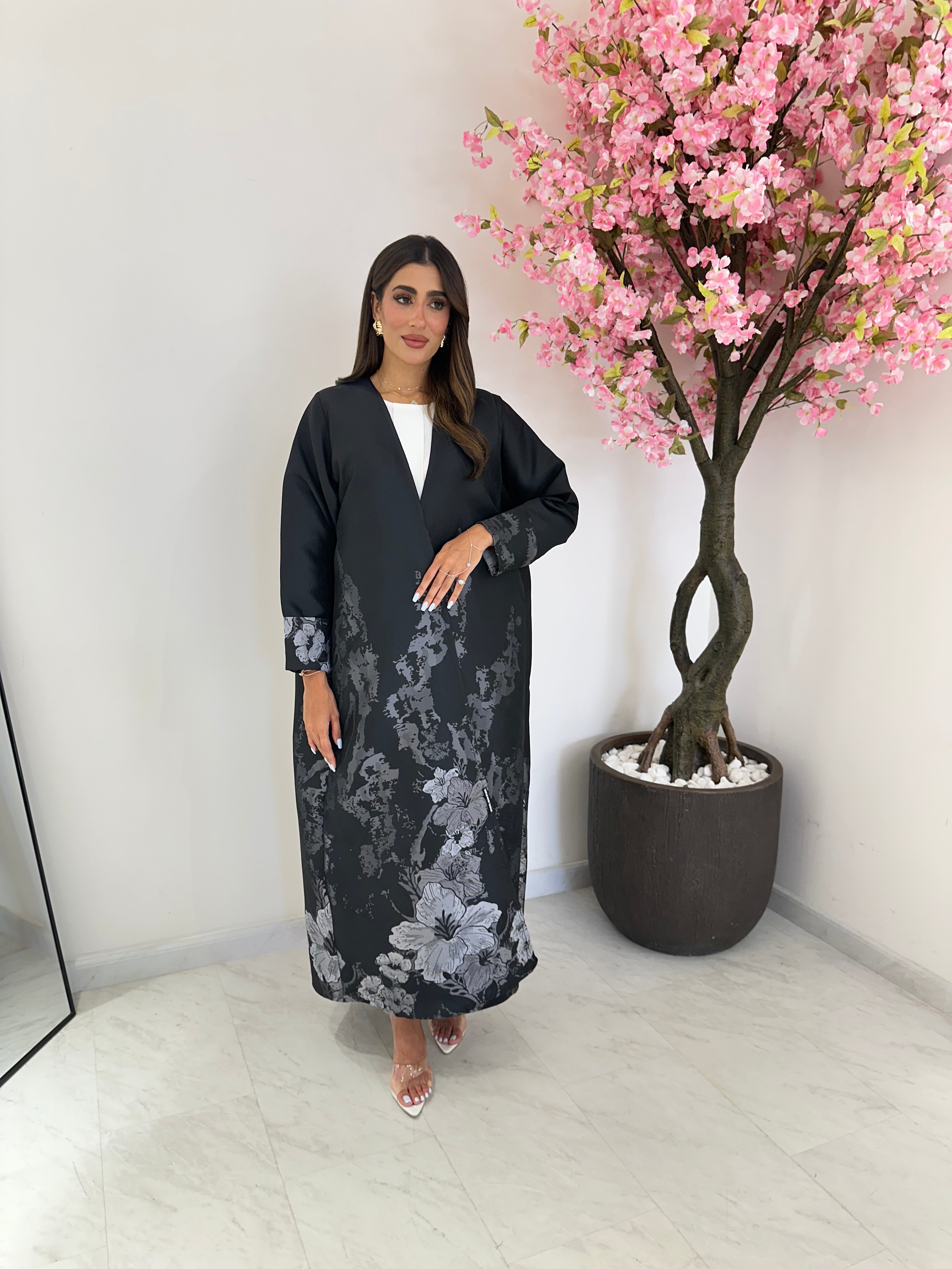C 1168 Black Grey Printed Abaya