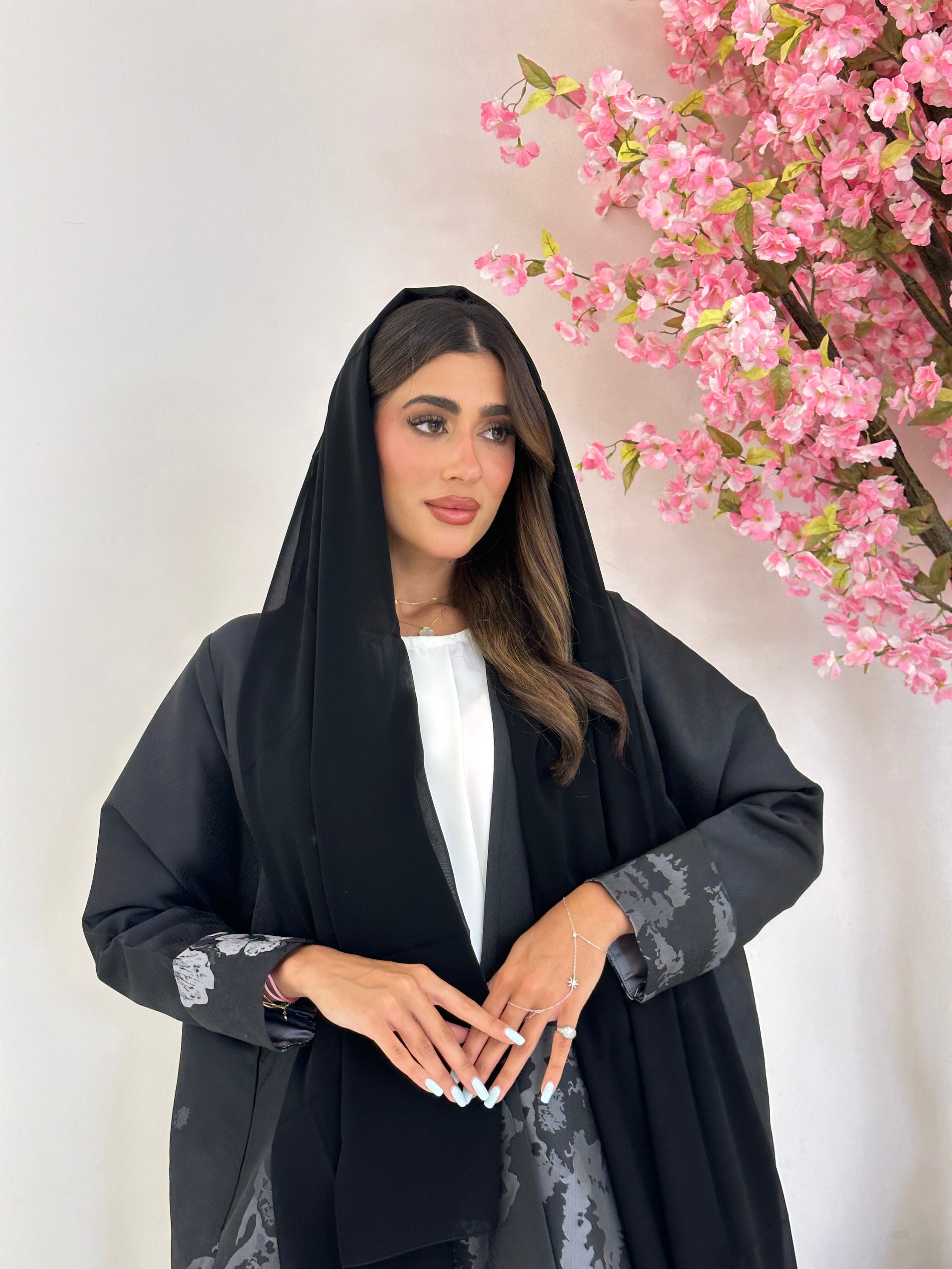 C 1168 Black Grey Printed Abaya