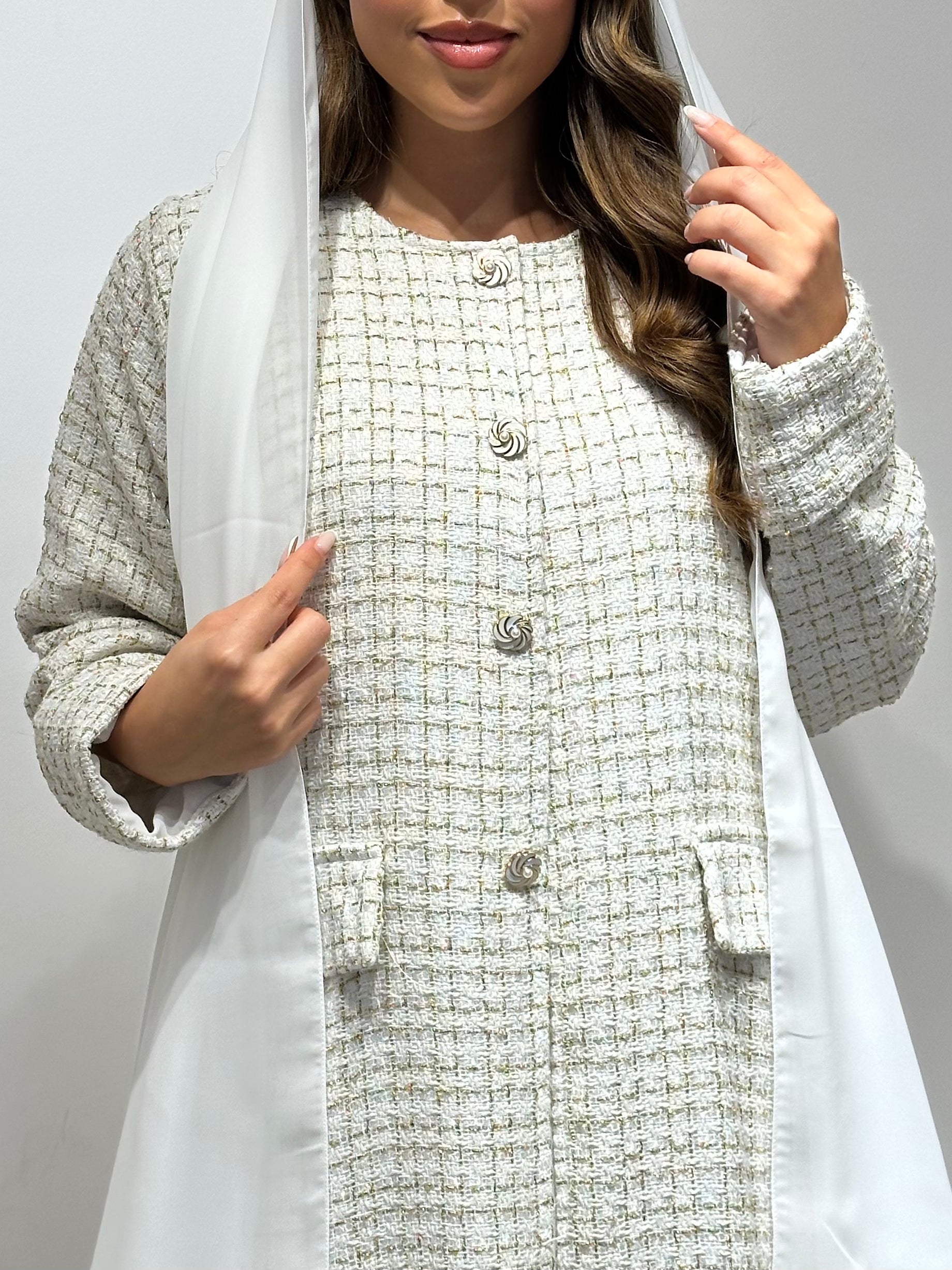 C 1586 White Tweed Abaya