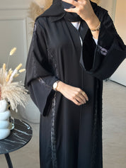 C 0893 عباية دانتيل سوداء