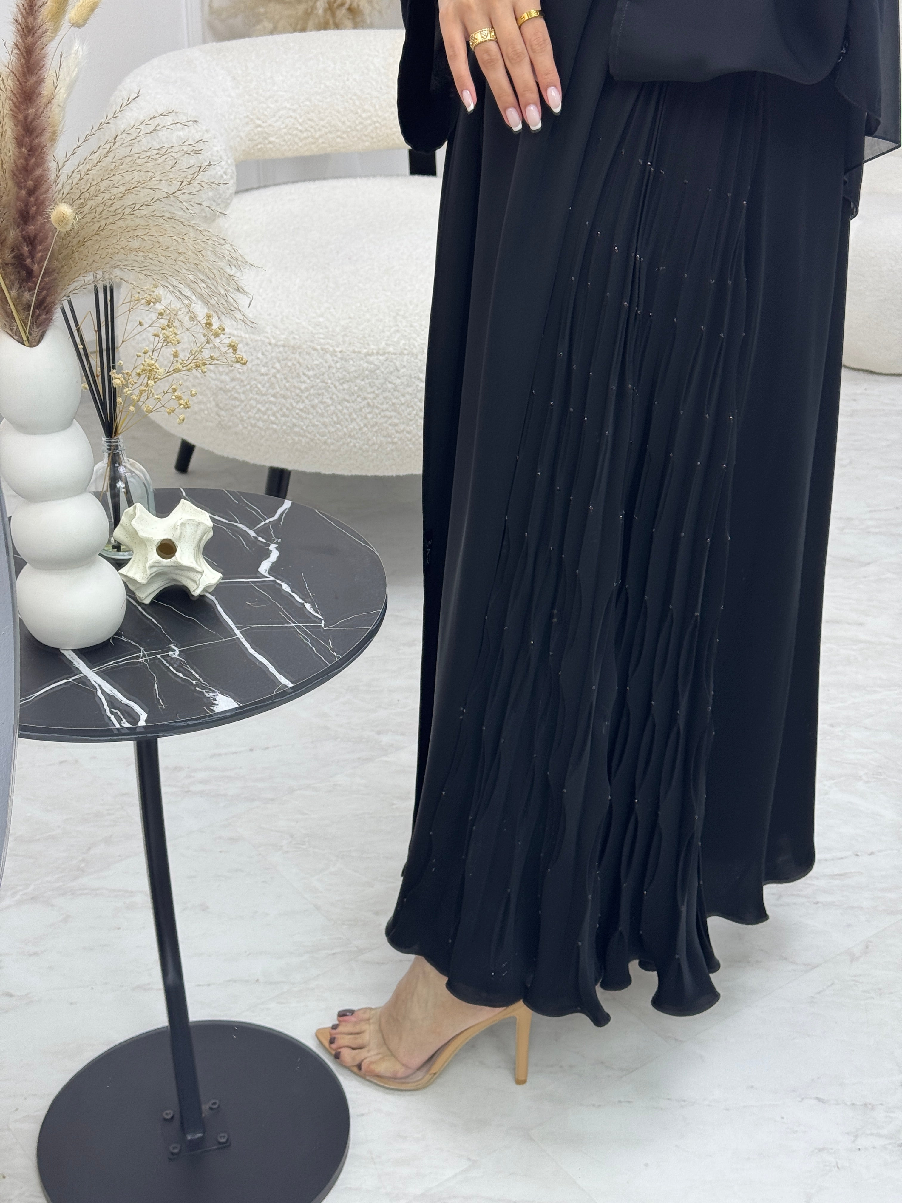 C 0935 Black Pleated Abaya