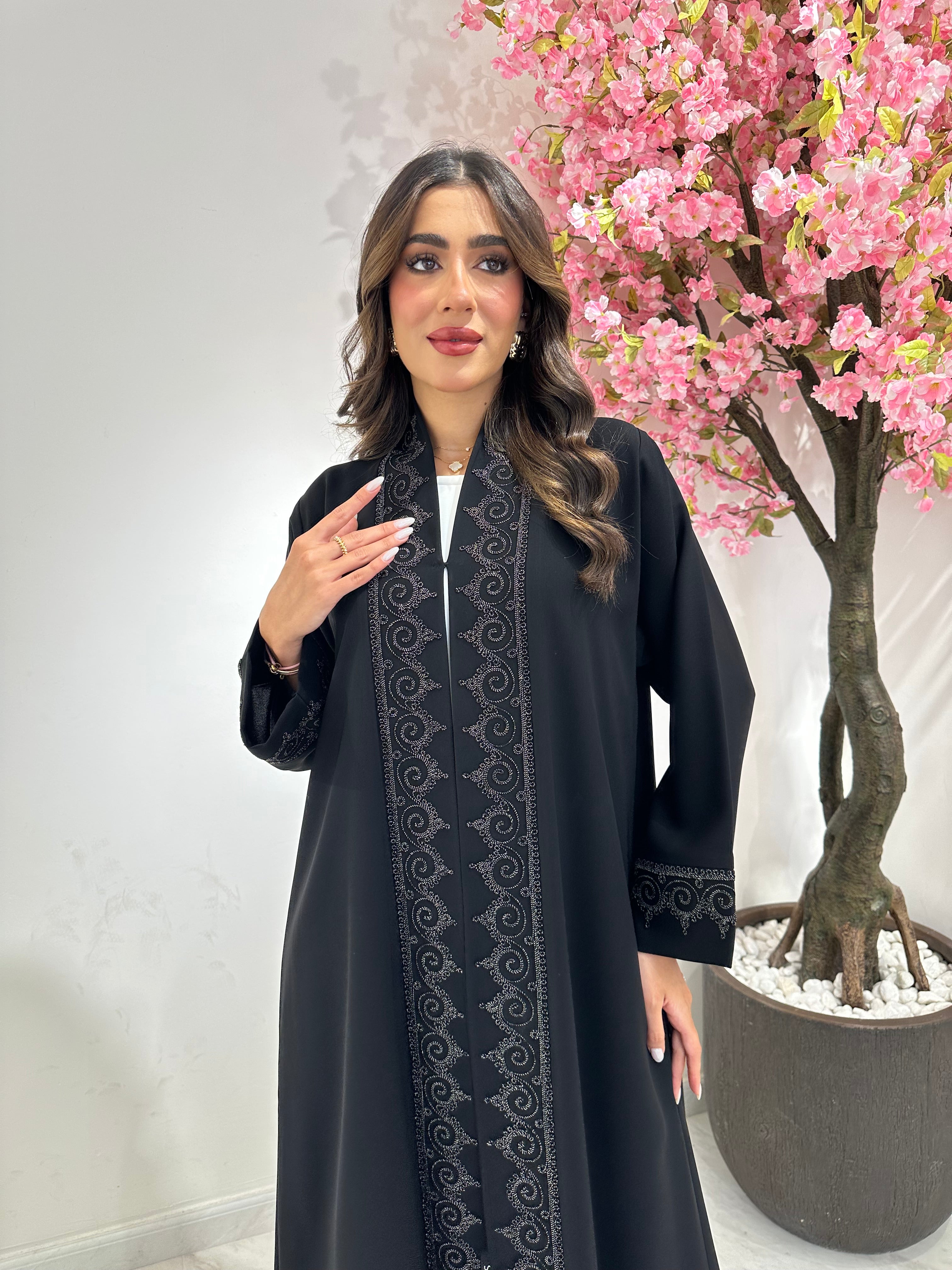 C 1182 Black Abaya
